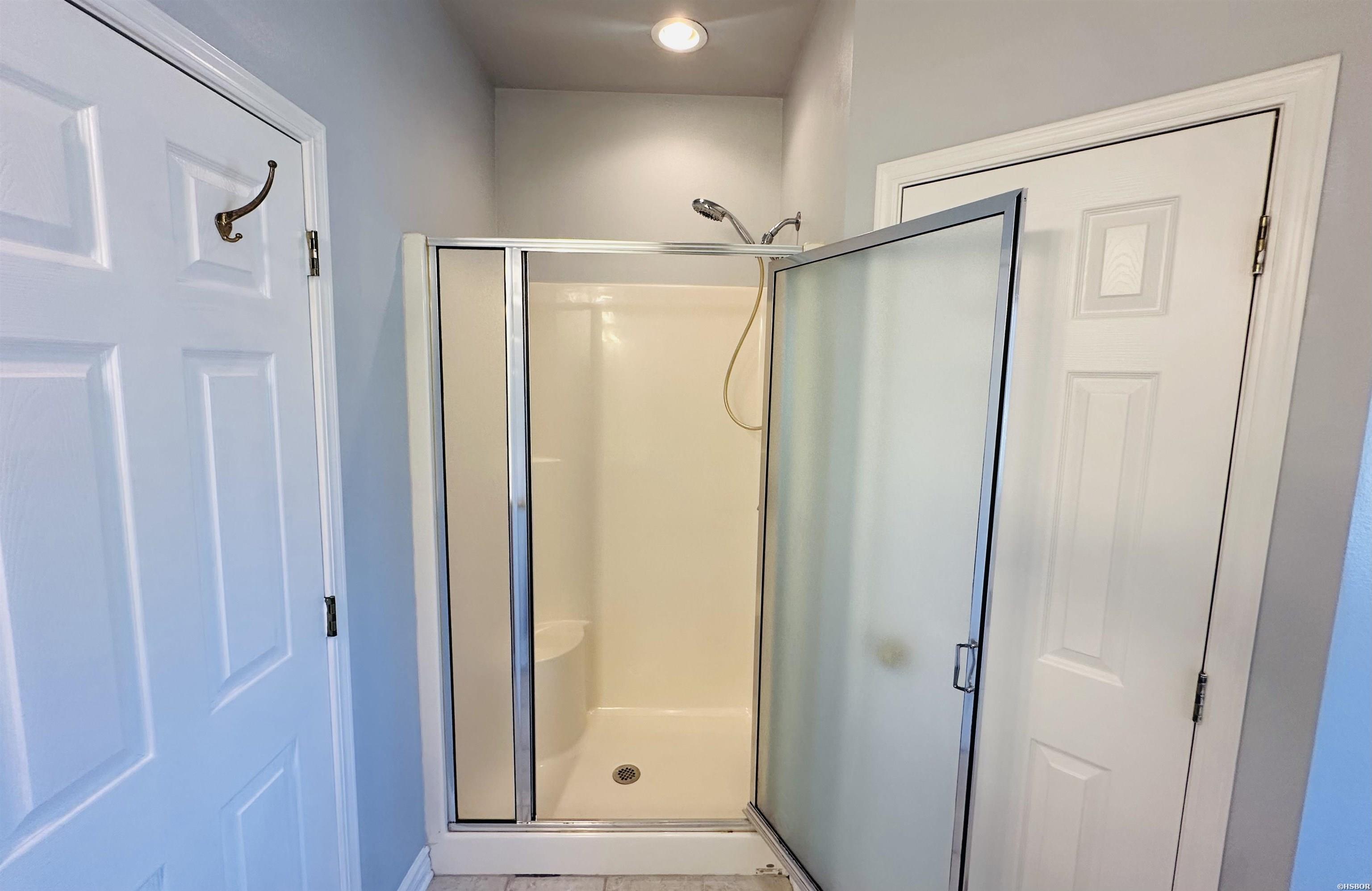 120 Wyatt Cove Property Photo 17
