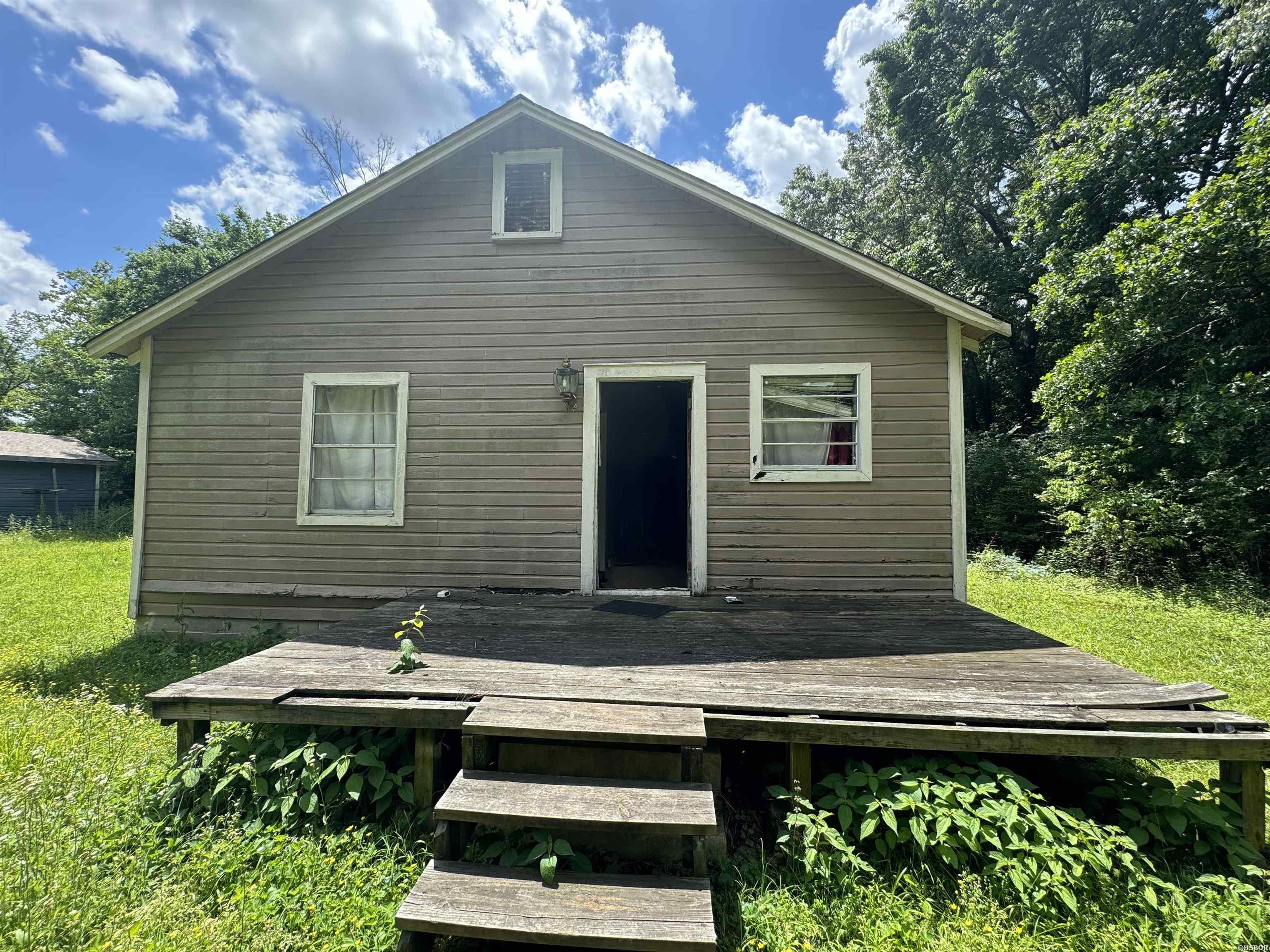 5101 Louden Property Photo 2