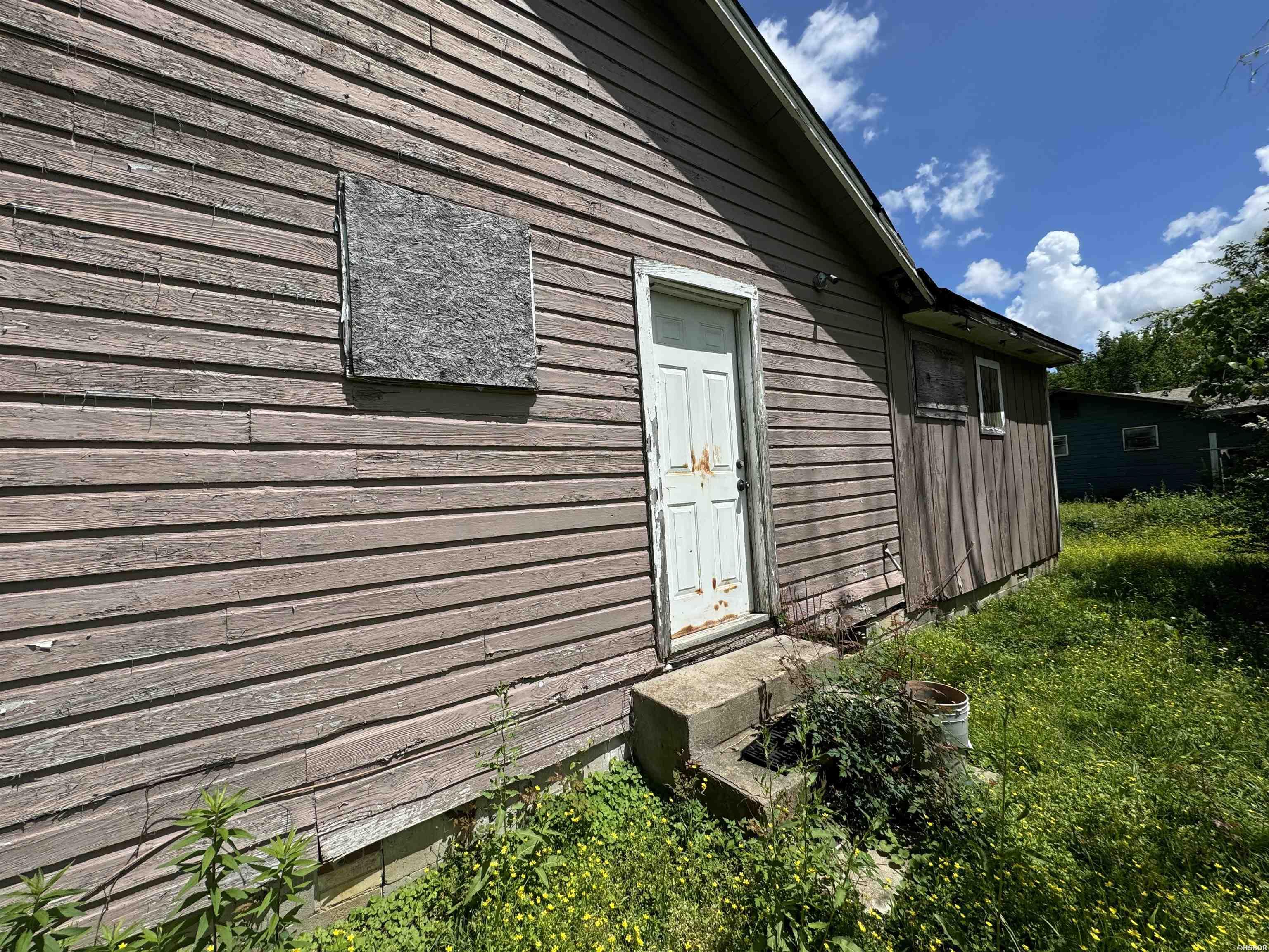 5101 Louden Property Photo 4