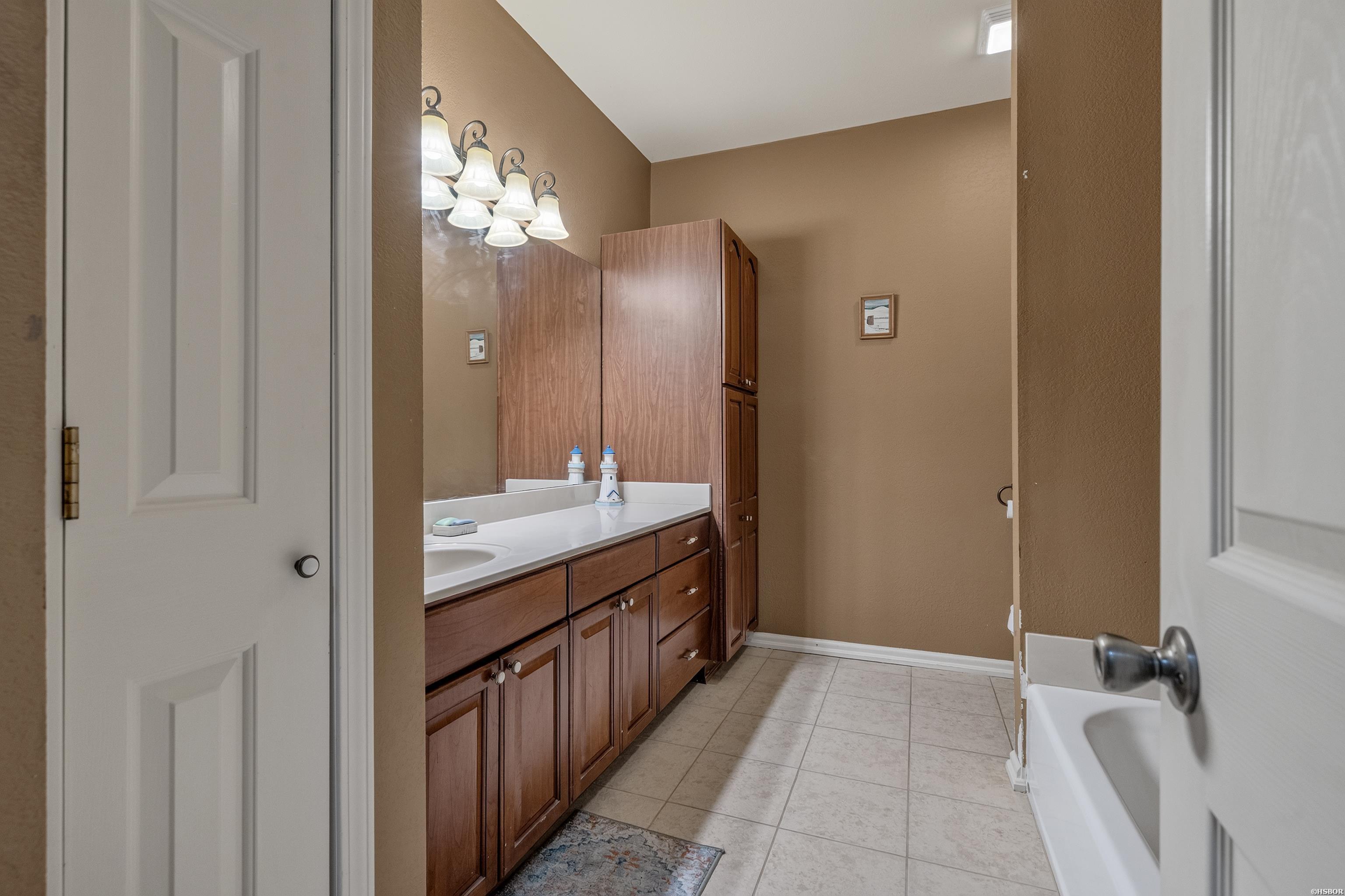 310 Melwood Street Property Photo 24