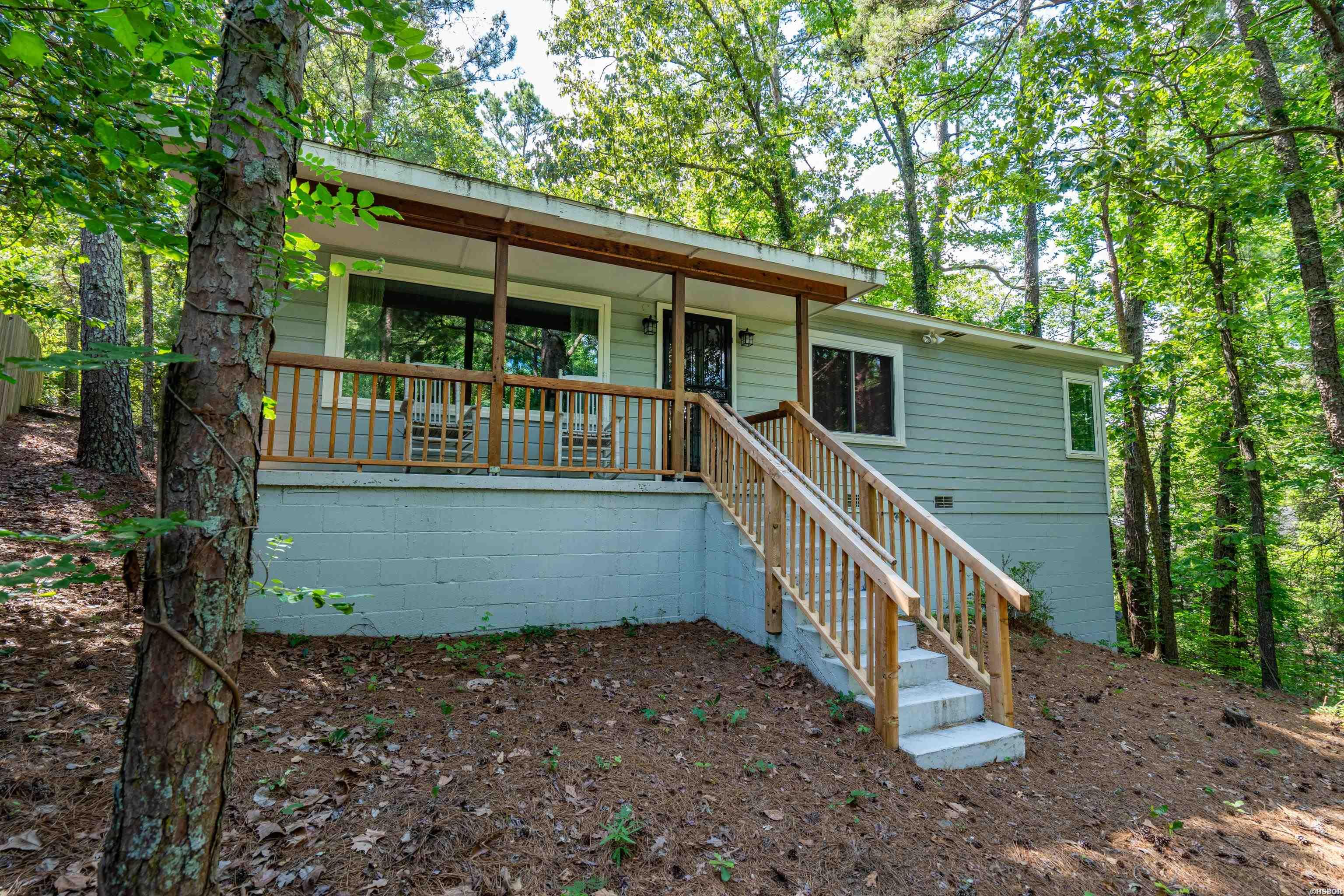 327 Pine Street Property Photo 24