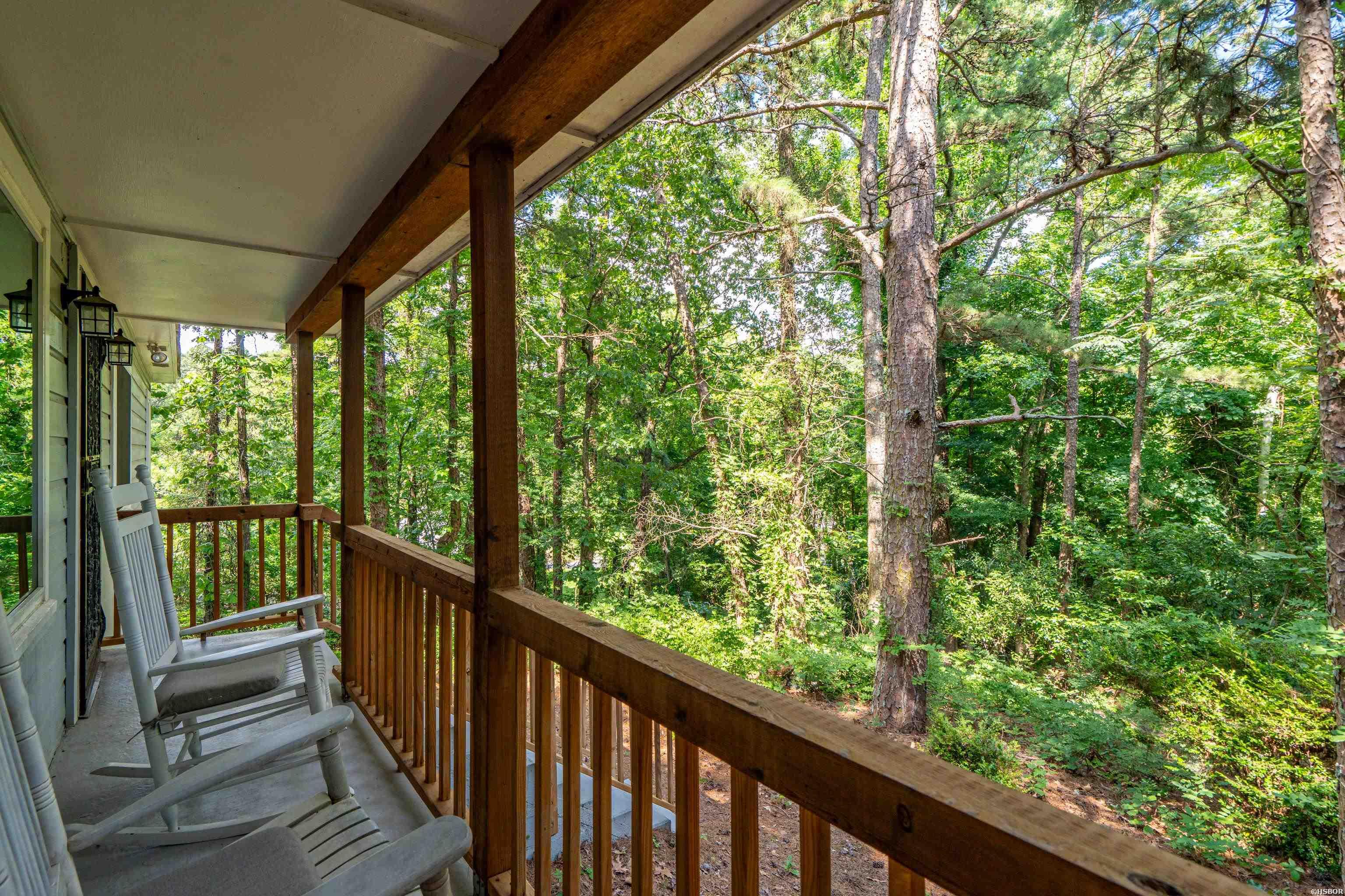 327 Pine Street Property Photo 28