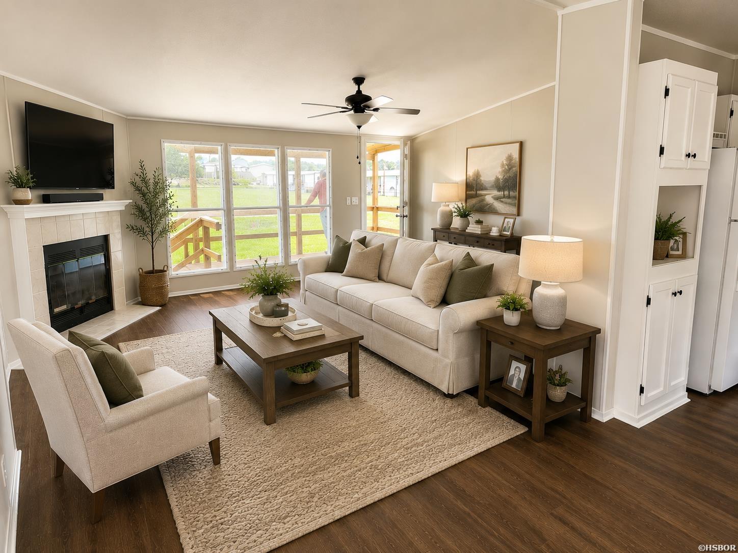 112 Elkhorn Loop Property Photo 5