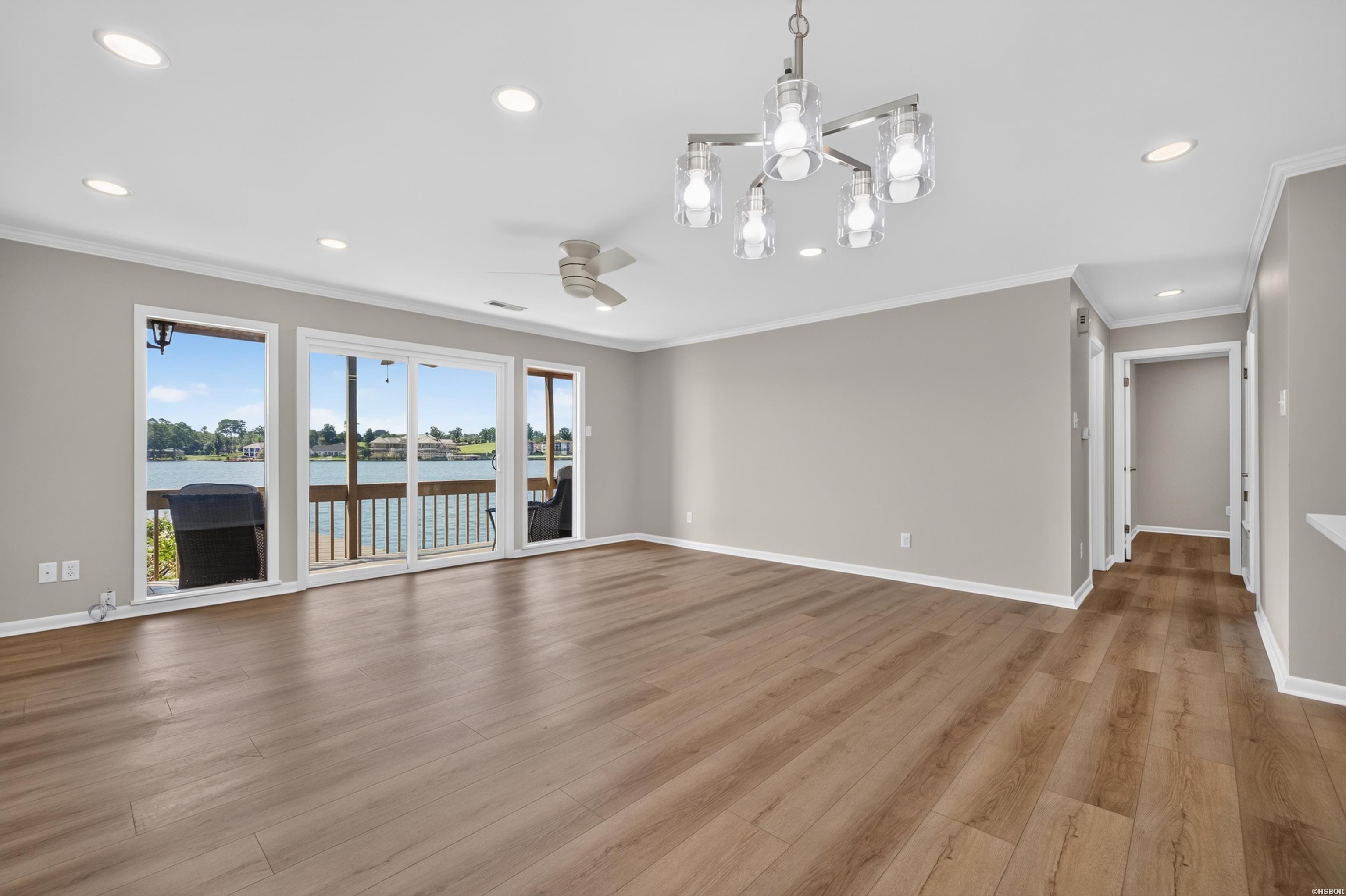 250 Grand Isle Drive Property Photo 14