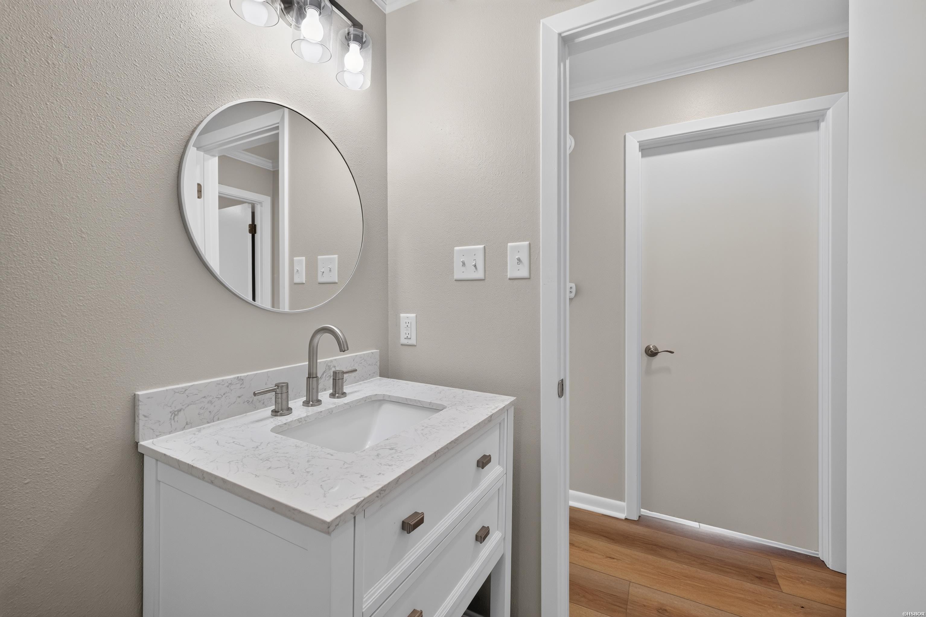 250 Grand Isle Drive Property Photo 18