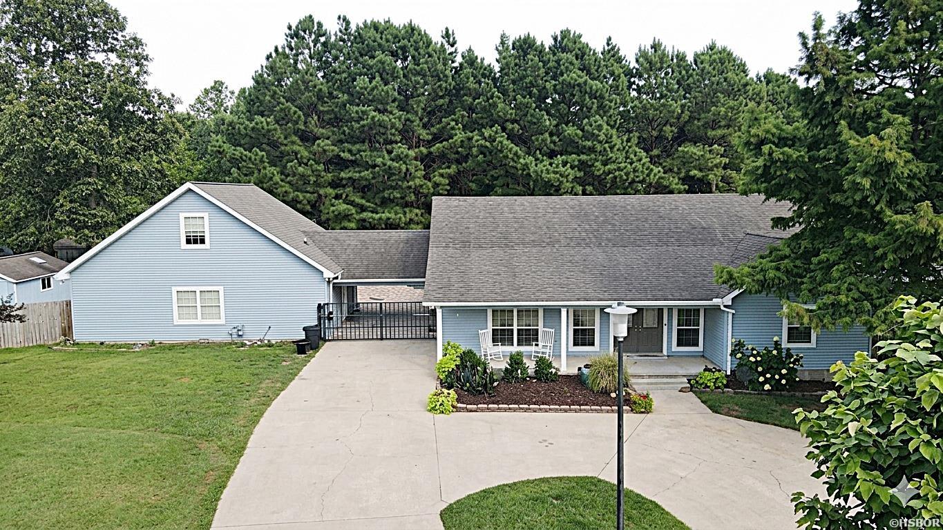 109 CYPRESS Court Property Photo 1