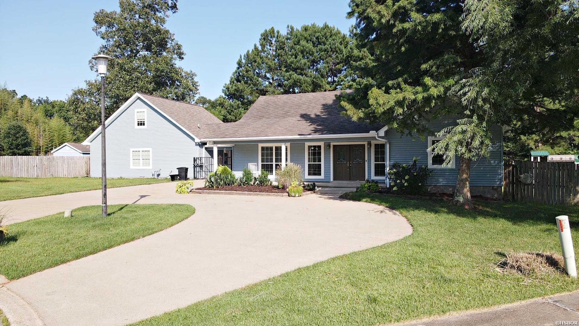 109 Cypress Court Property Photo 3