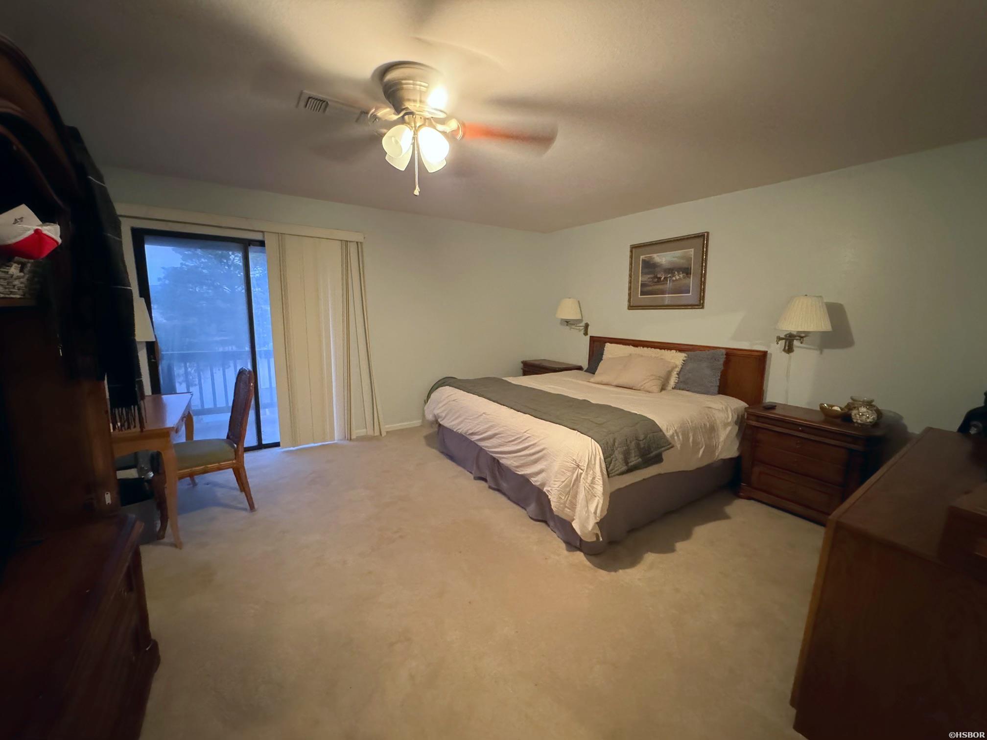 200 Hamilton Oaks Drive Property Photo 4