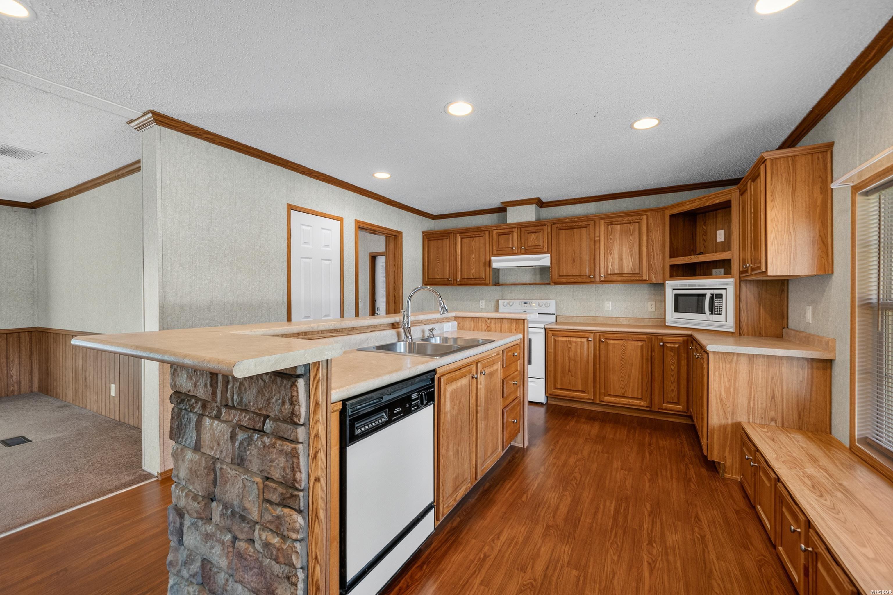 6705 Central Avenue Property Photo 35