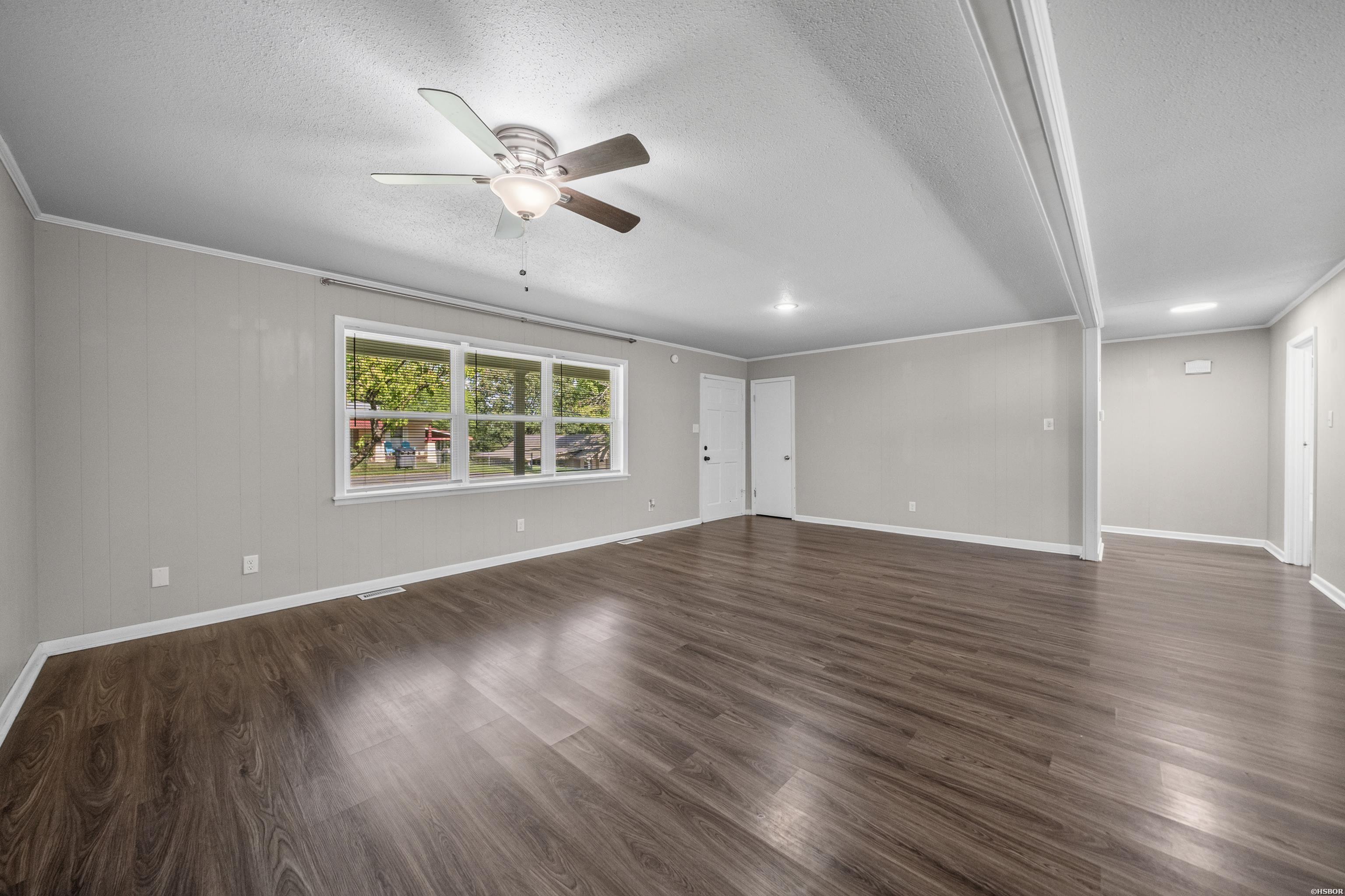 108 Ross Street Property Photo 5
