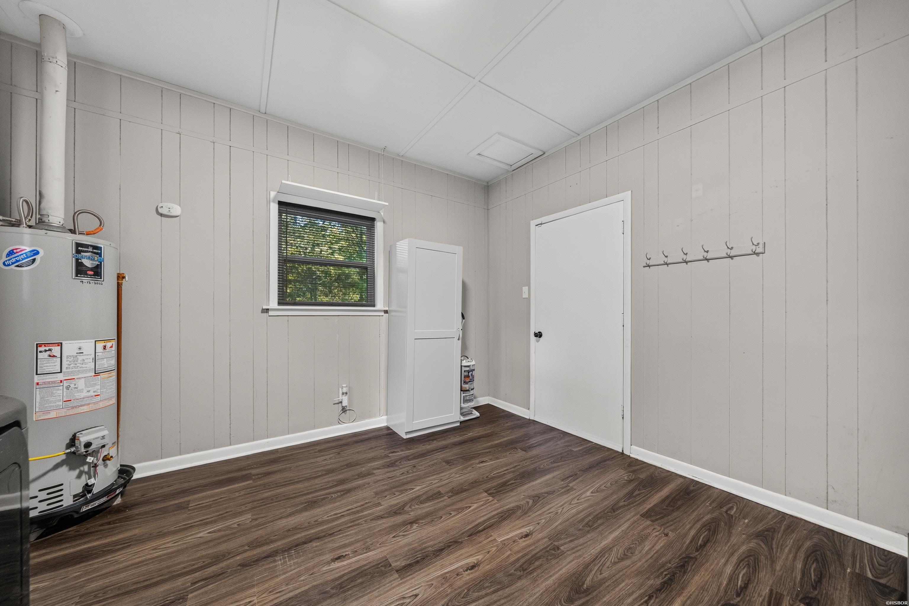 108 Ross Street Property Photo 31