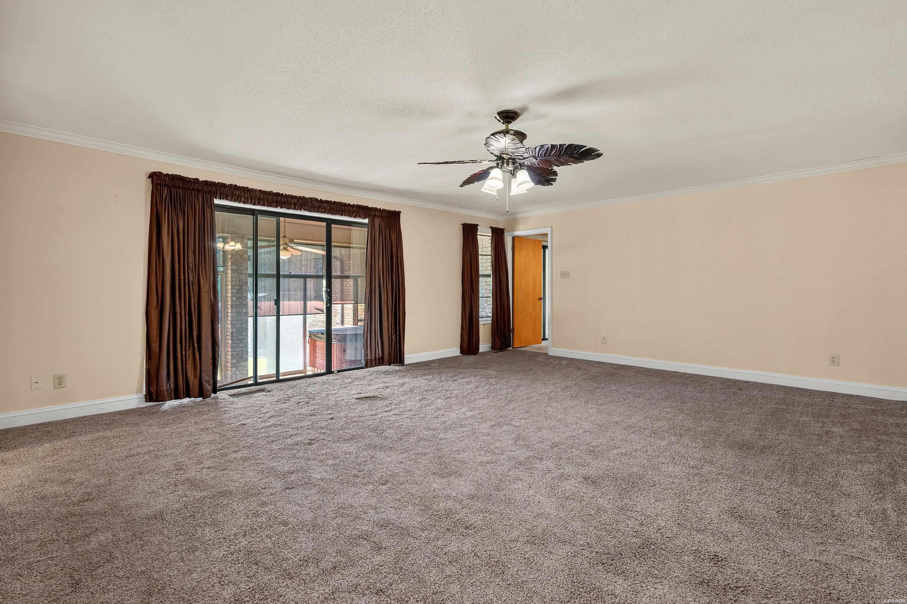687 Terry Street Property Photo 14