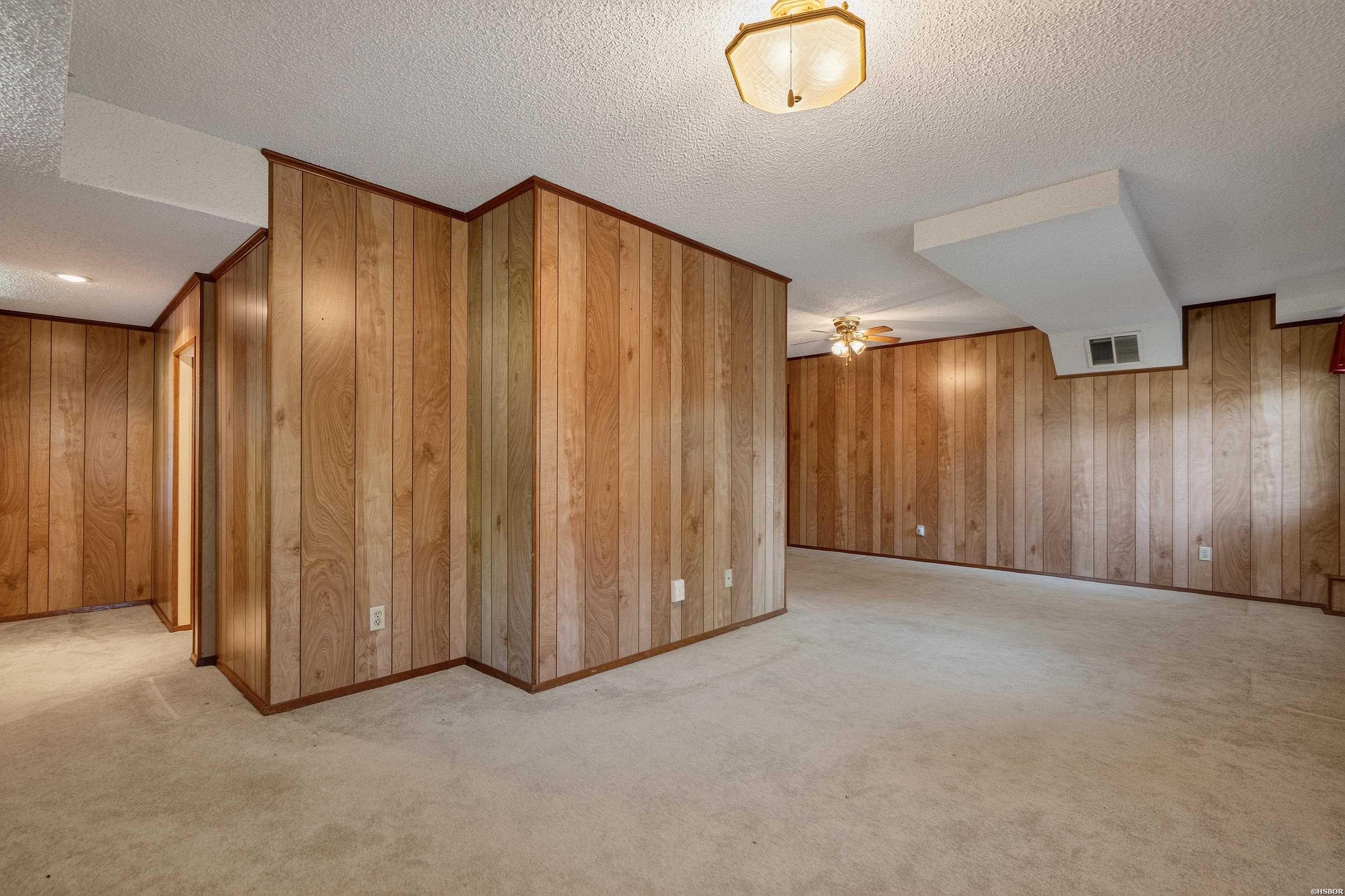687 Terry Street Property Photo 40