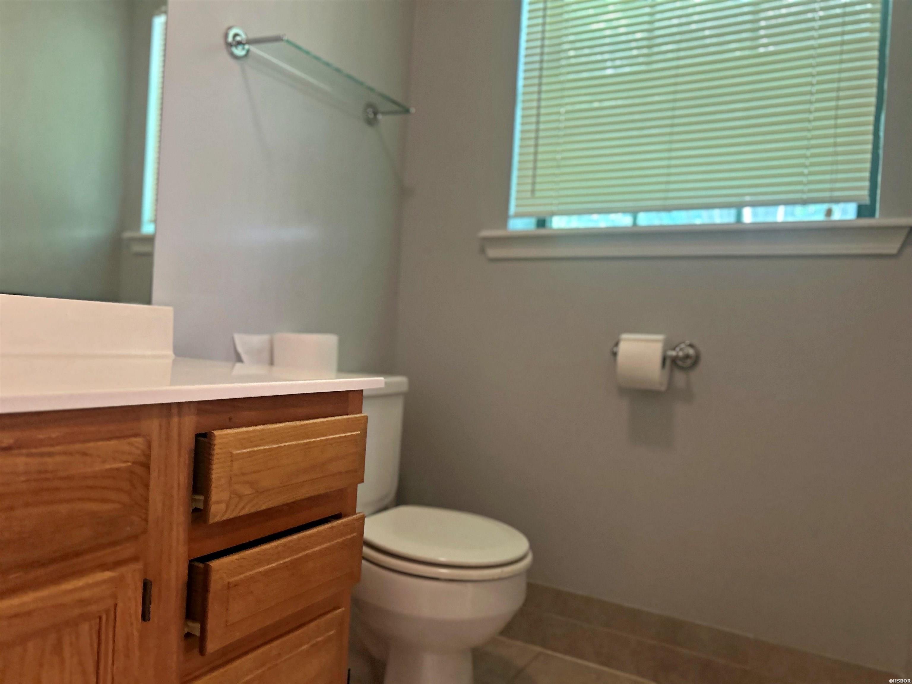 10 Edgewood Drive Property Photo 17