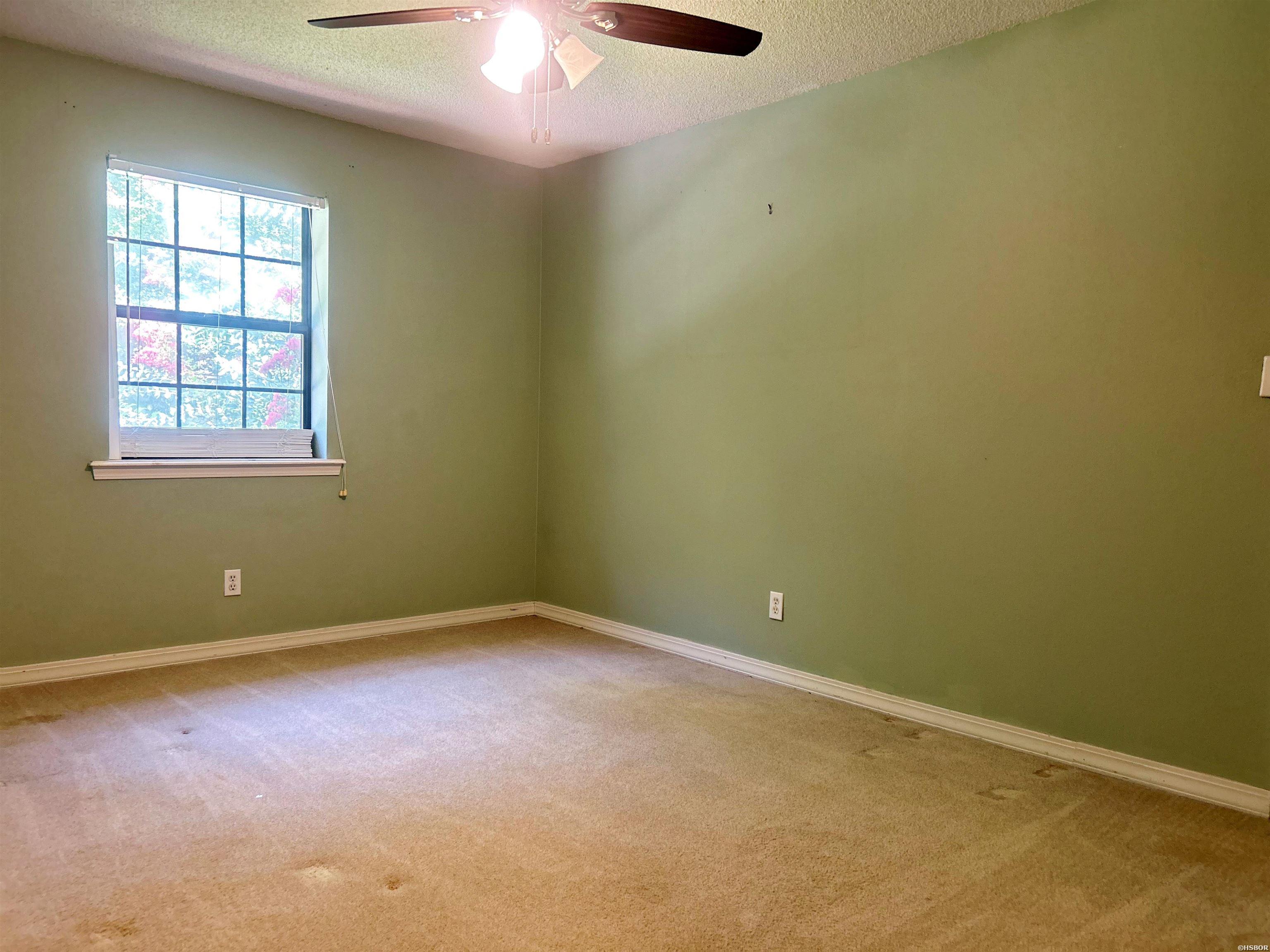 10 Edgewood Drive Property Photo 38