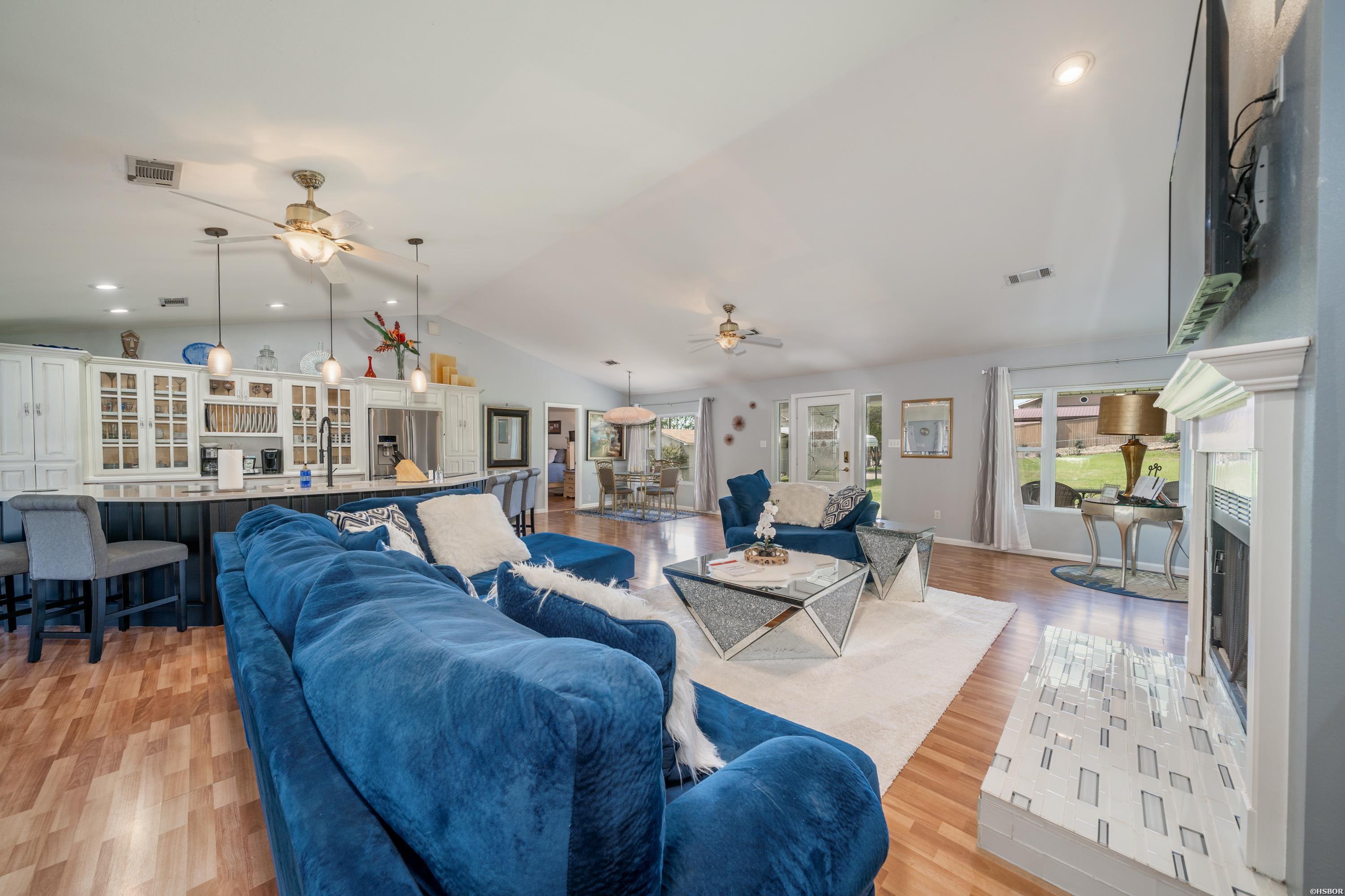 243 Bayou Property Photo 9