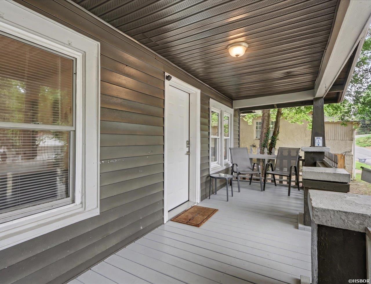 119 Poplar Street Property Photo 26