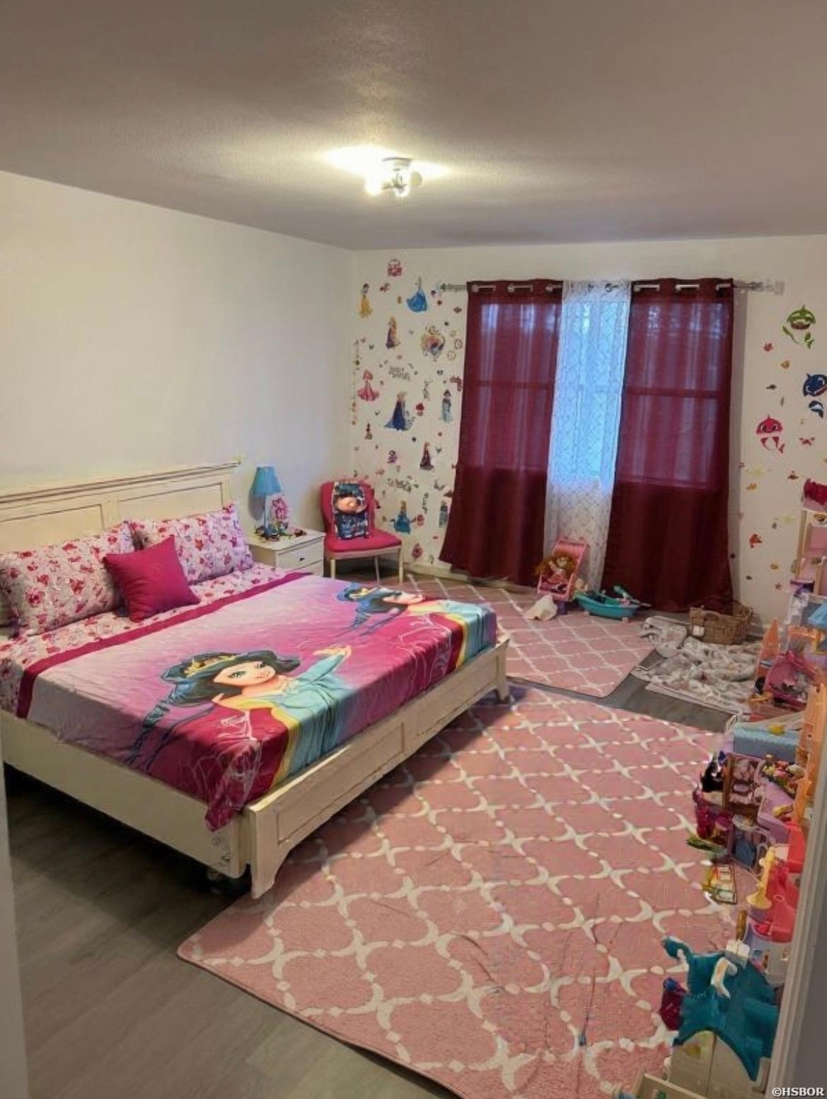 177 Castle Lane Property Photo 11