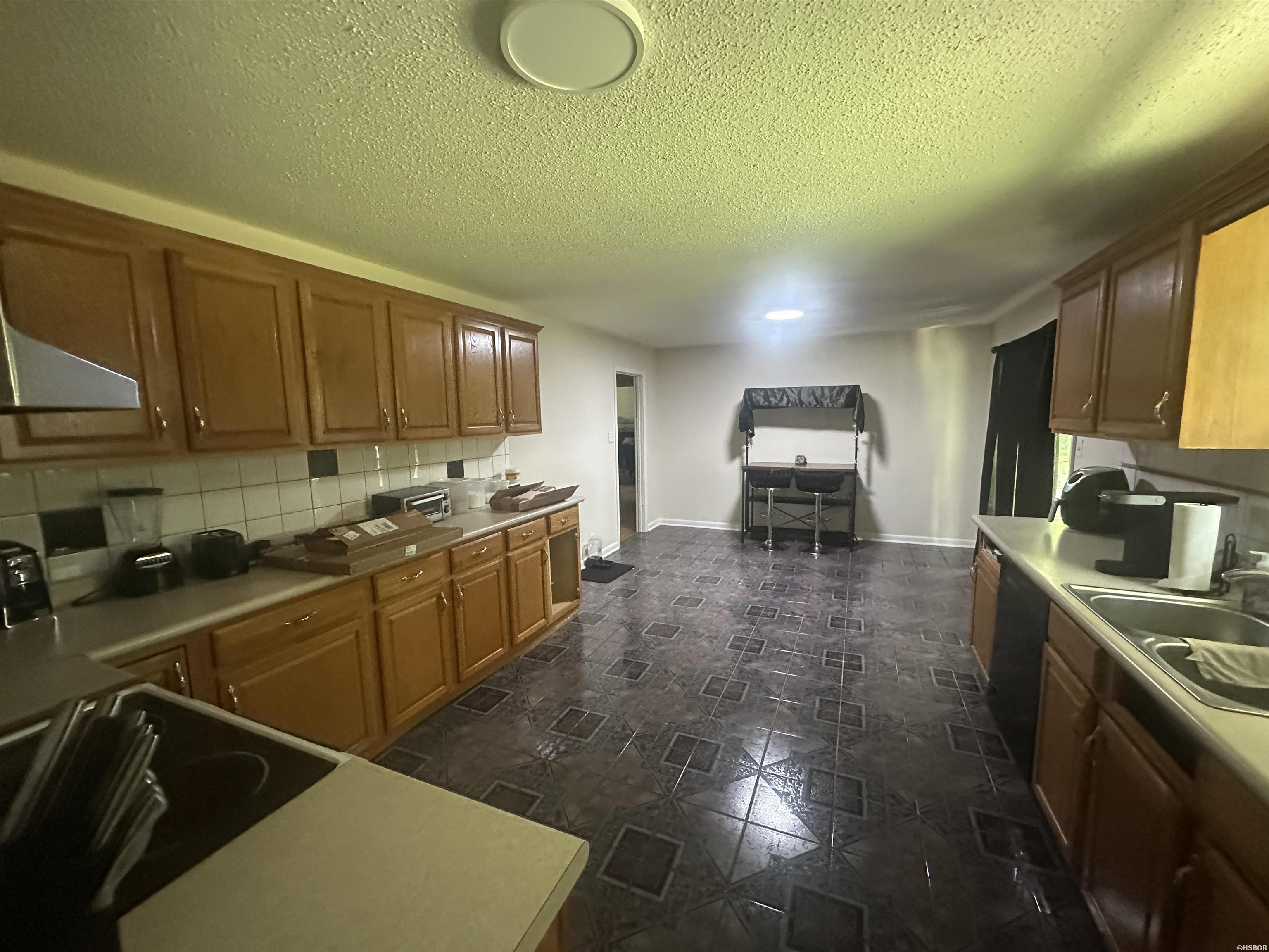 2108 Hobson Property Photo 4
