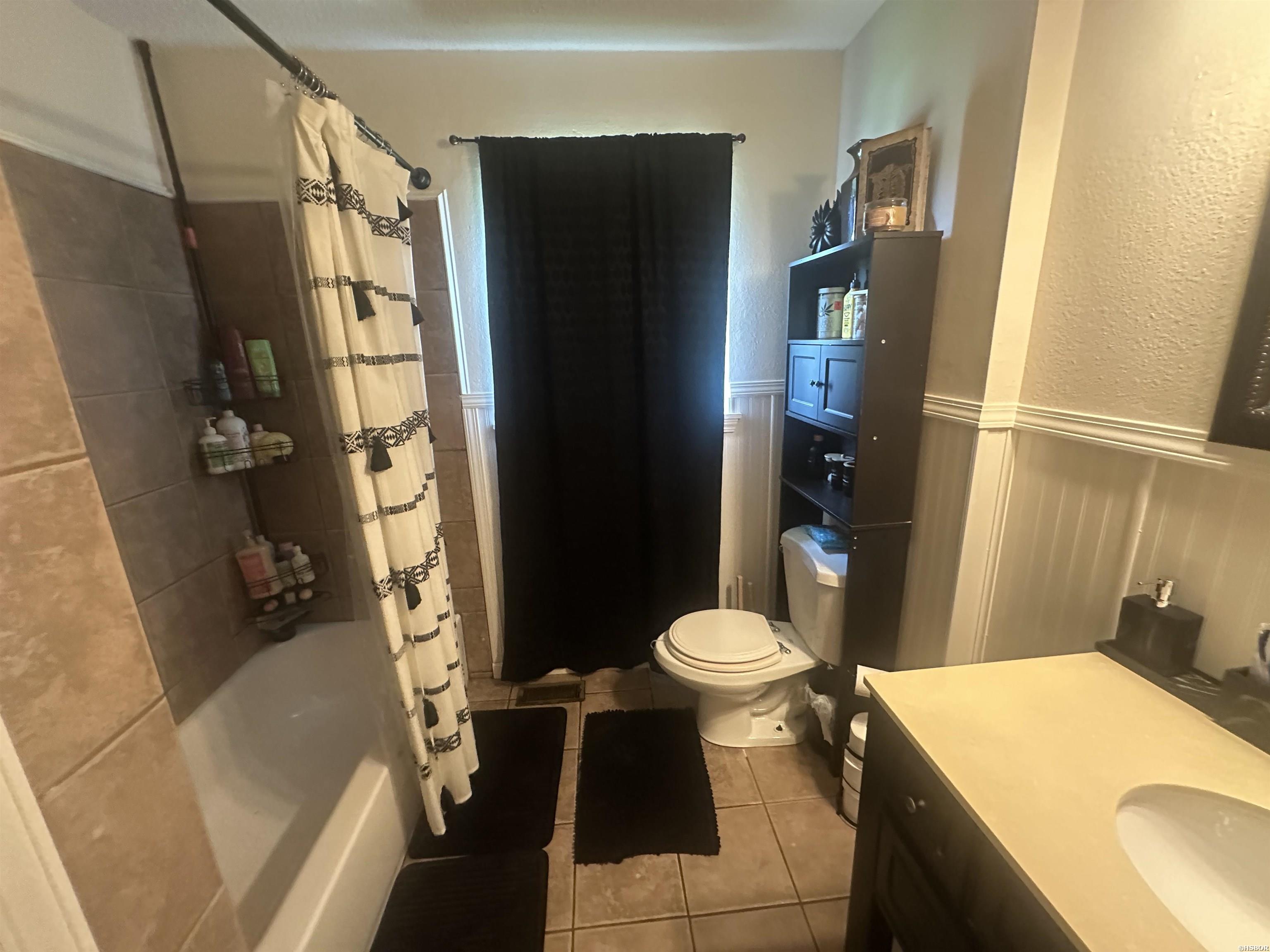 2108 Hobson Property Photo 5