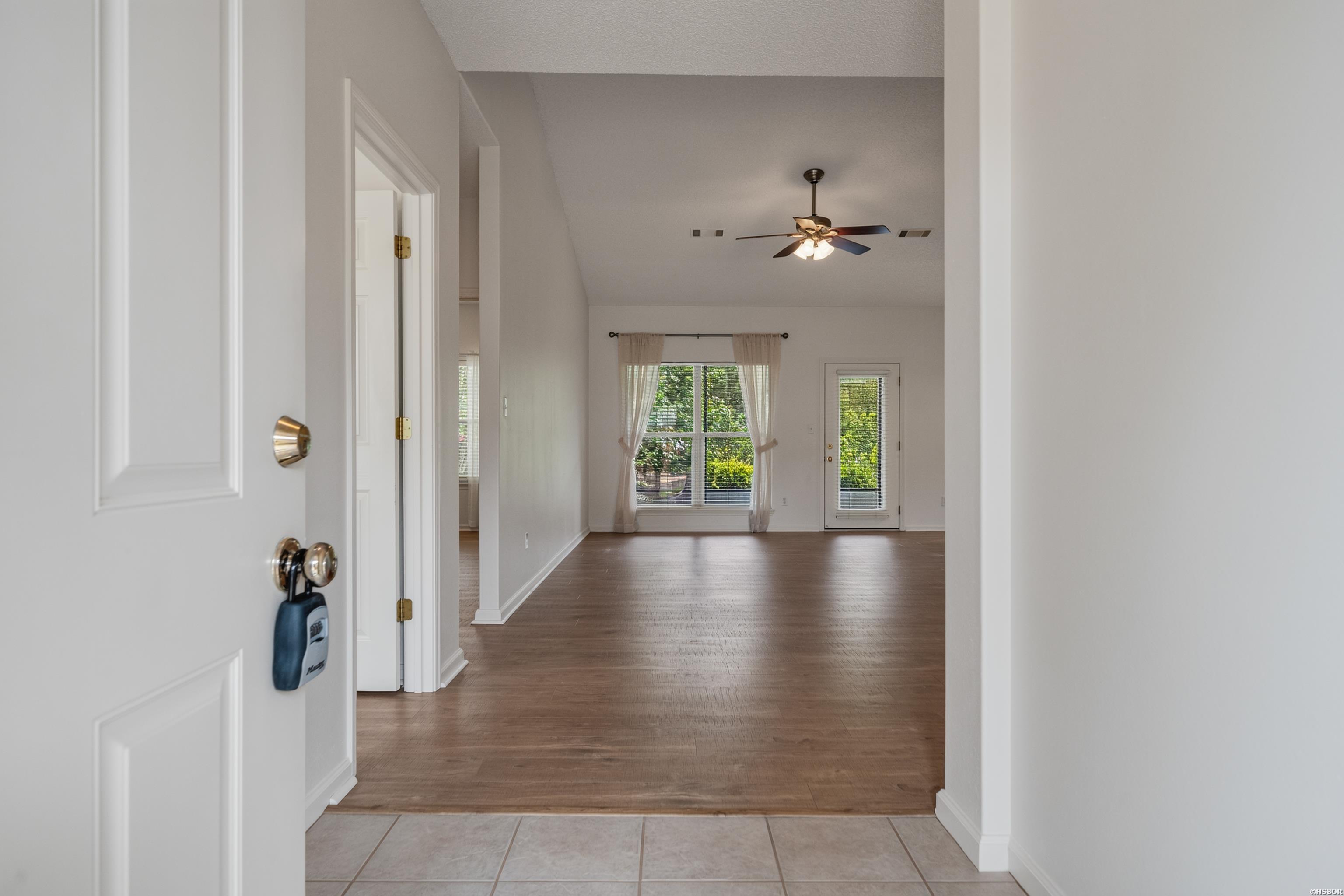 600 Pakis Street Property Photo 2