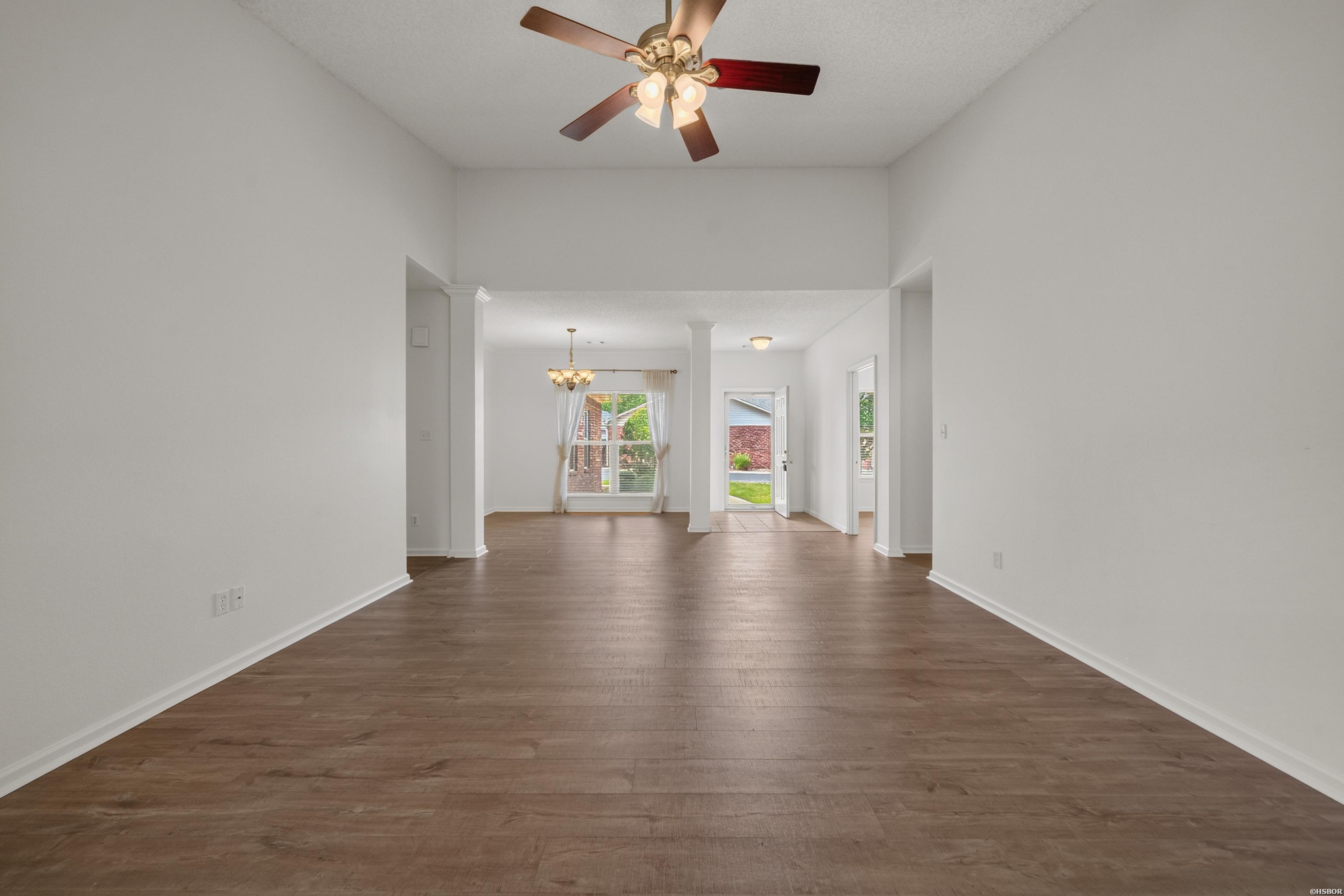600 Pakis Street Property Photo 7