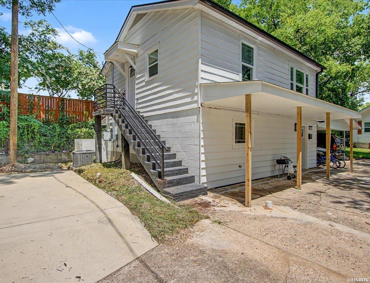 410,404,406,408 Charteroak Property Photo 20