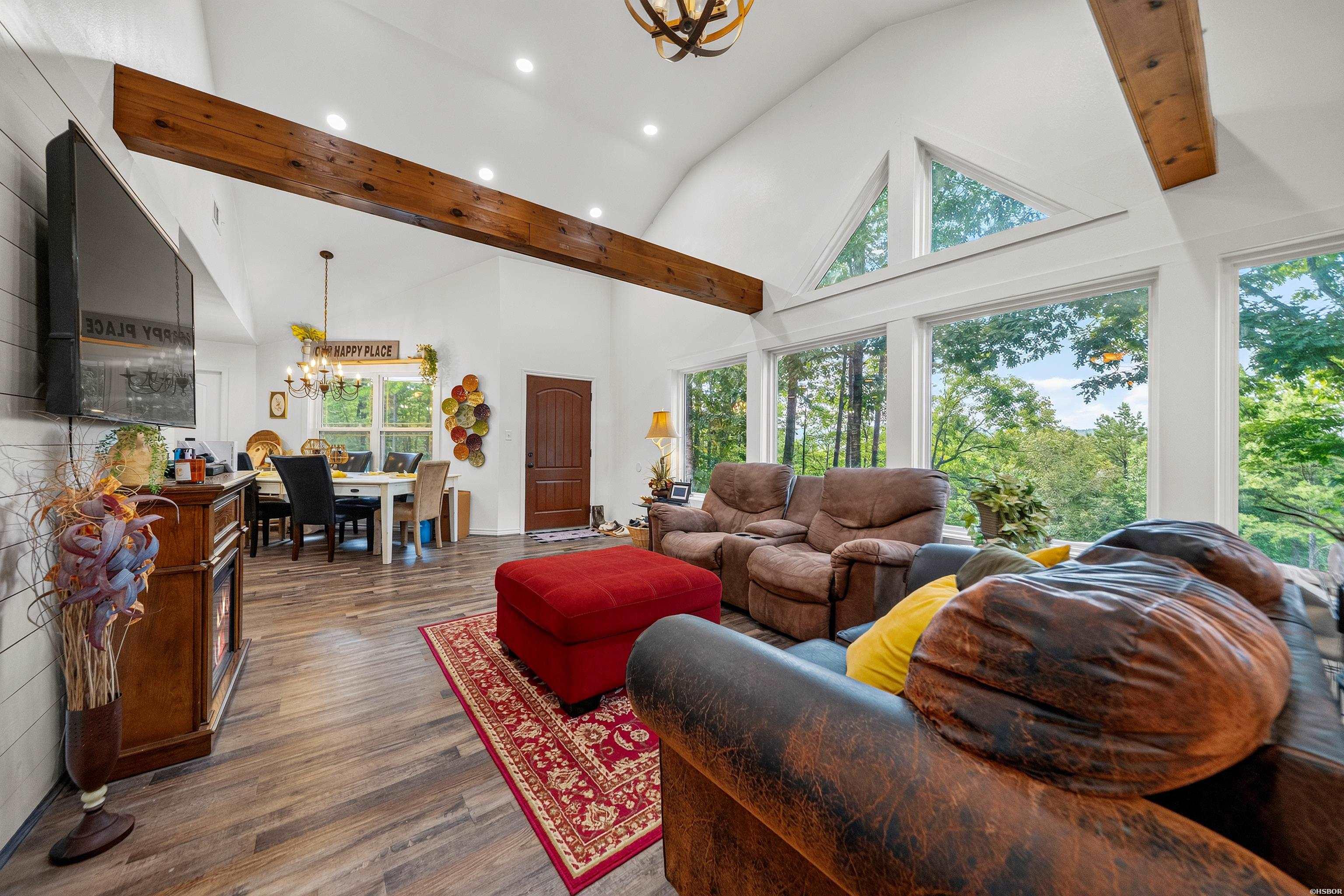 189 Crepe Myrtle Trail Property Photo 4