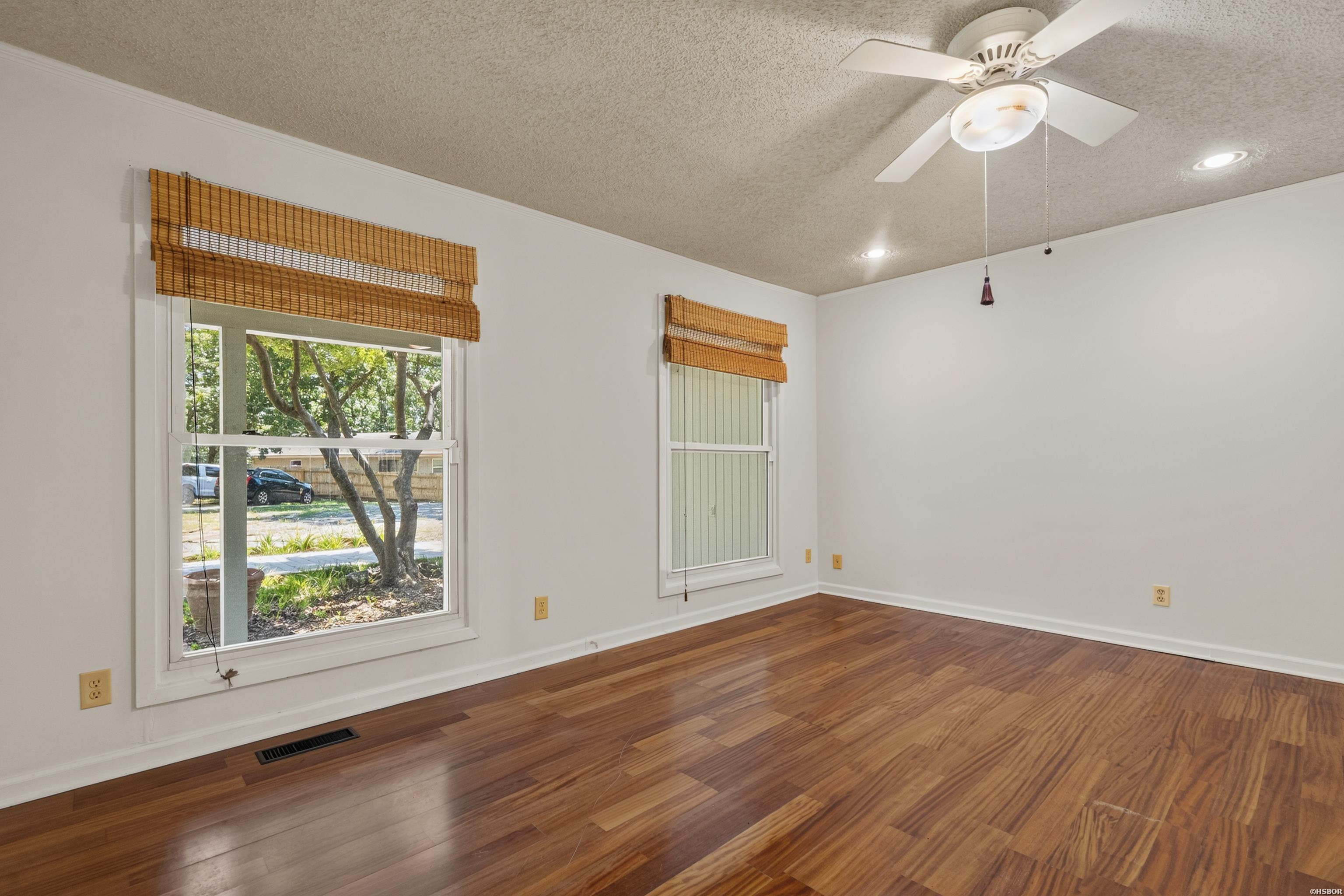 512 Beachview Circle Property Photo 29