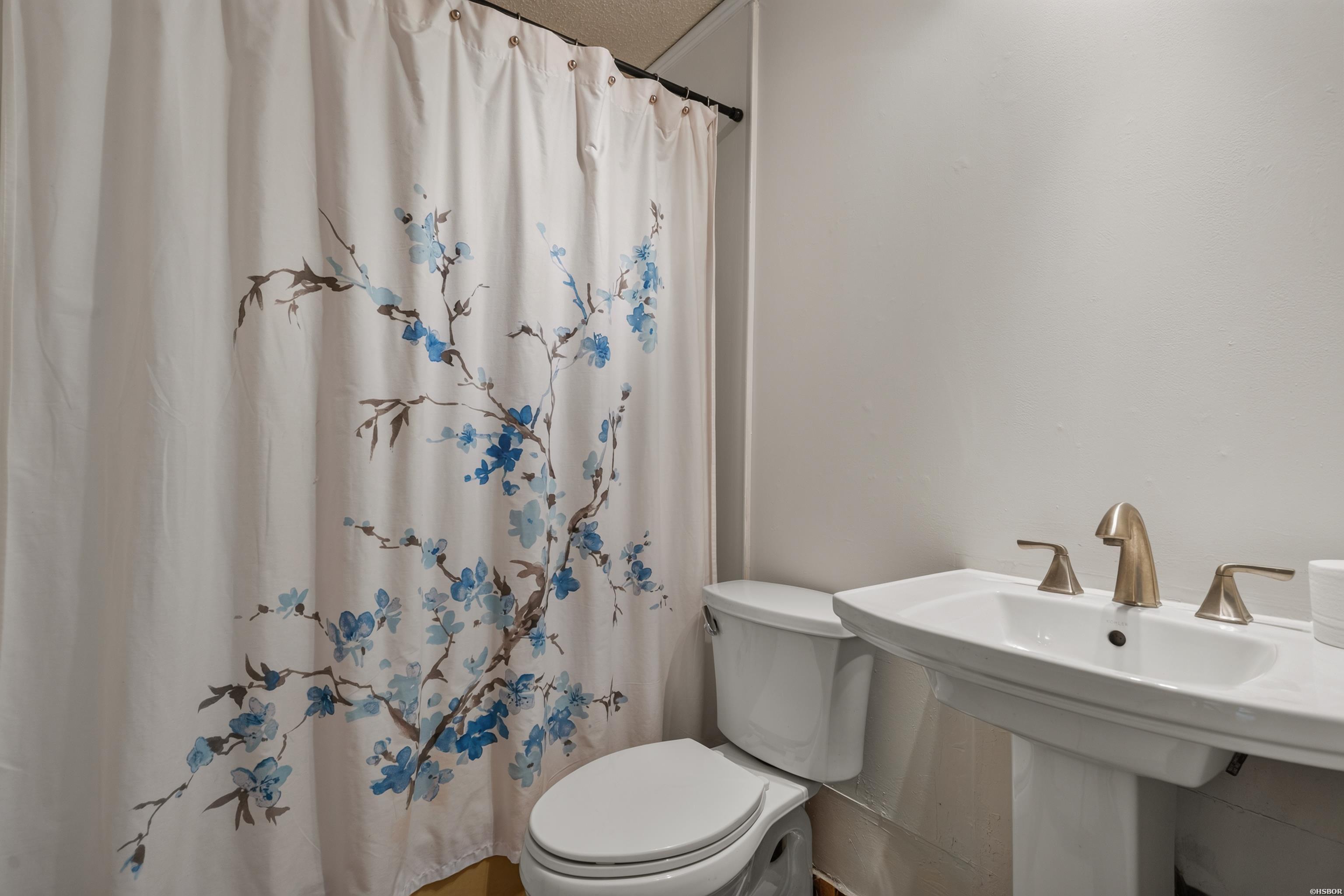 512 Beachview Circle Property Photo 34