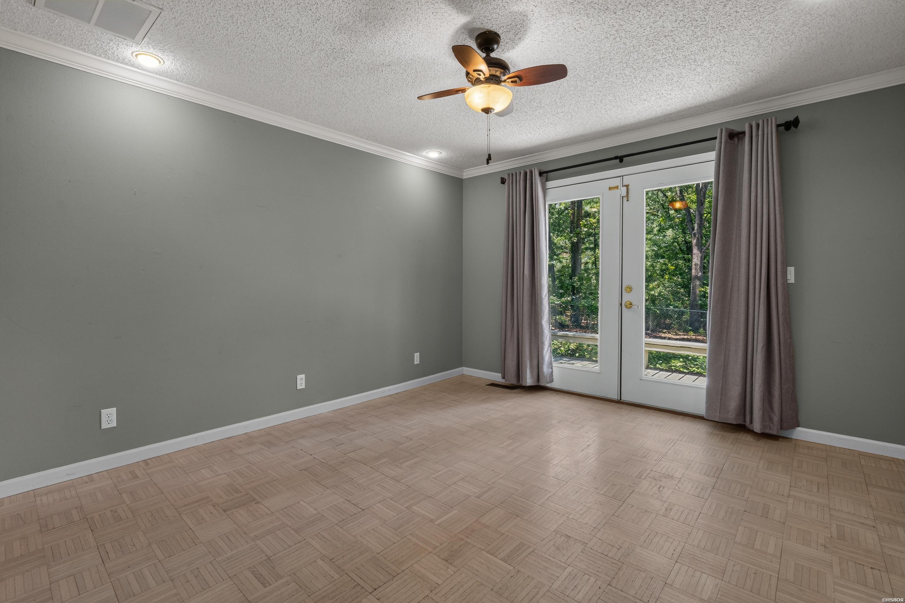 512 Beachview Circle Property Photo 35