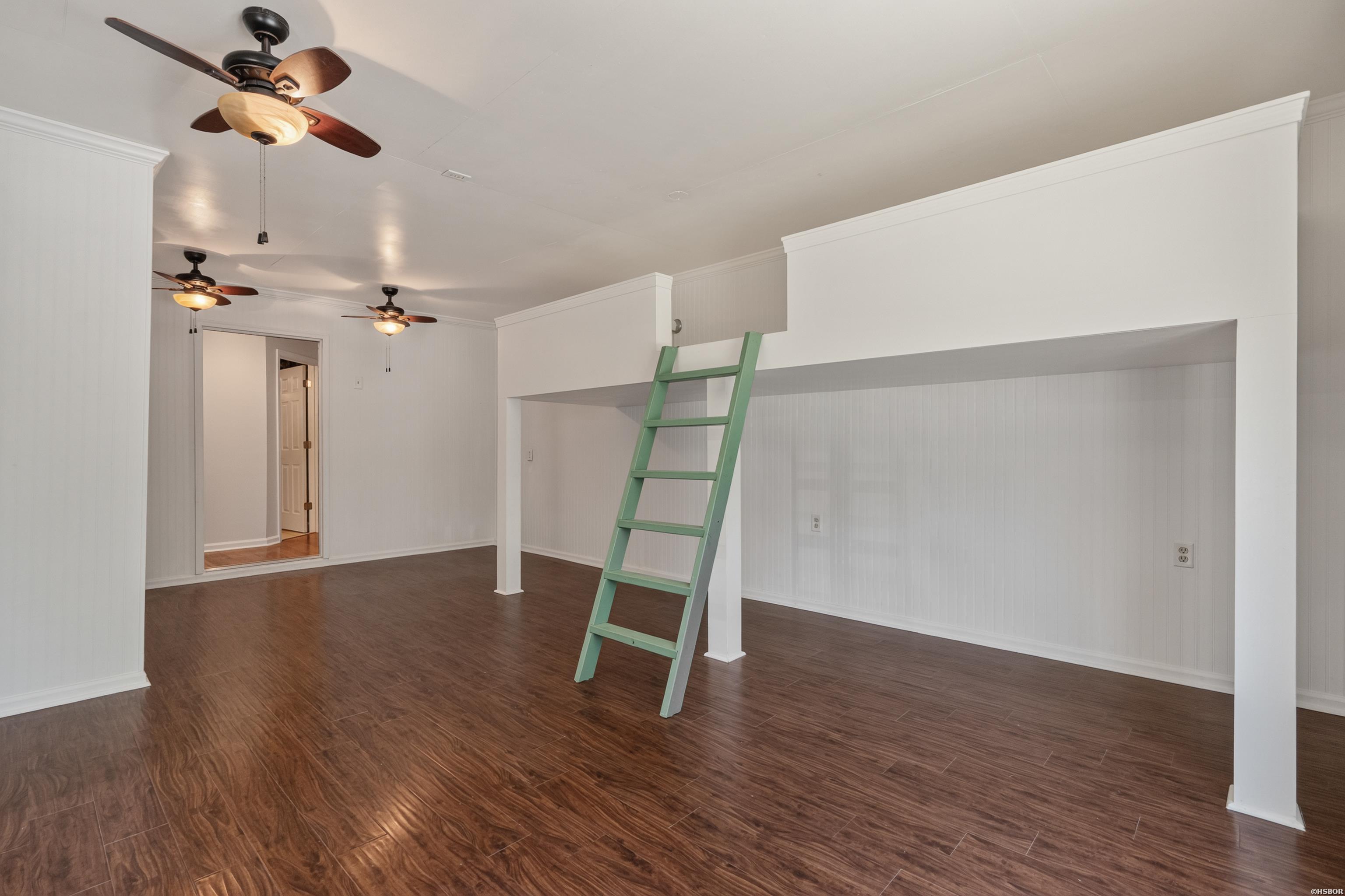 512 Beachview Circle Property Photo 38