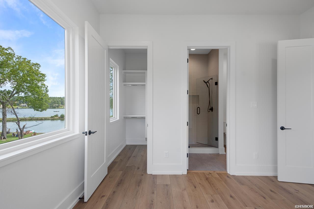 250 Post Point Property Photo 16