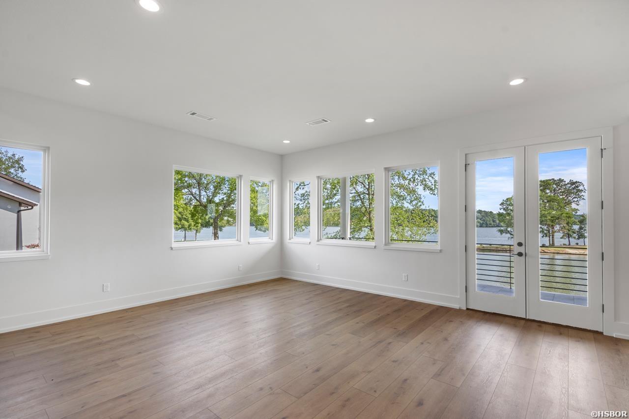 250 Post Point Property Photo 18
