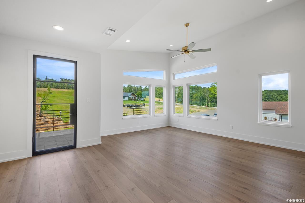 250 Post Point Property Photo 20