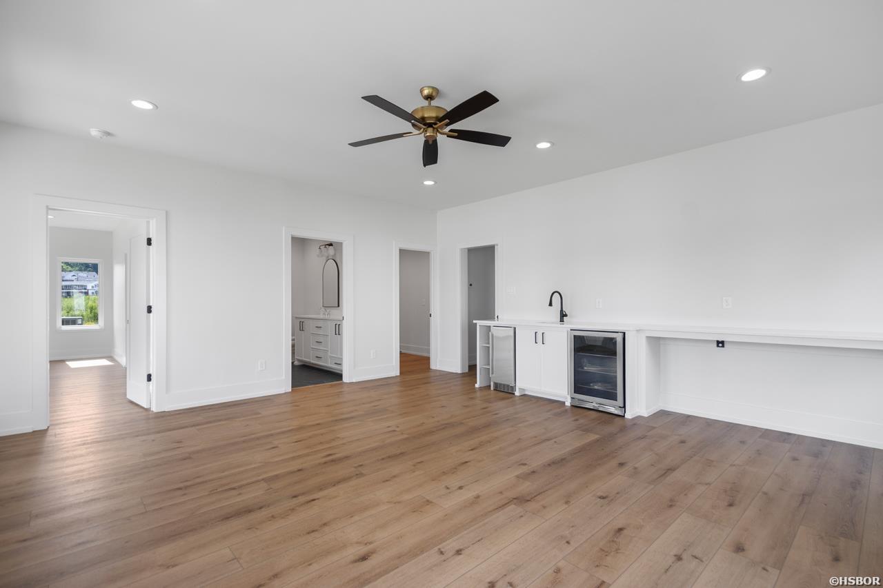 250 Post Point Property Photo 39