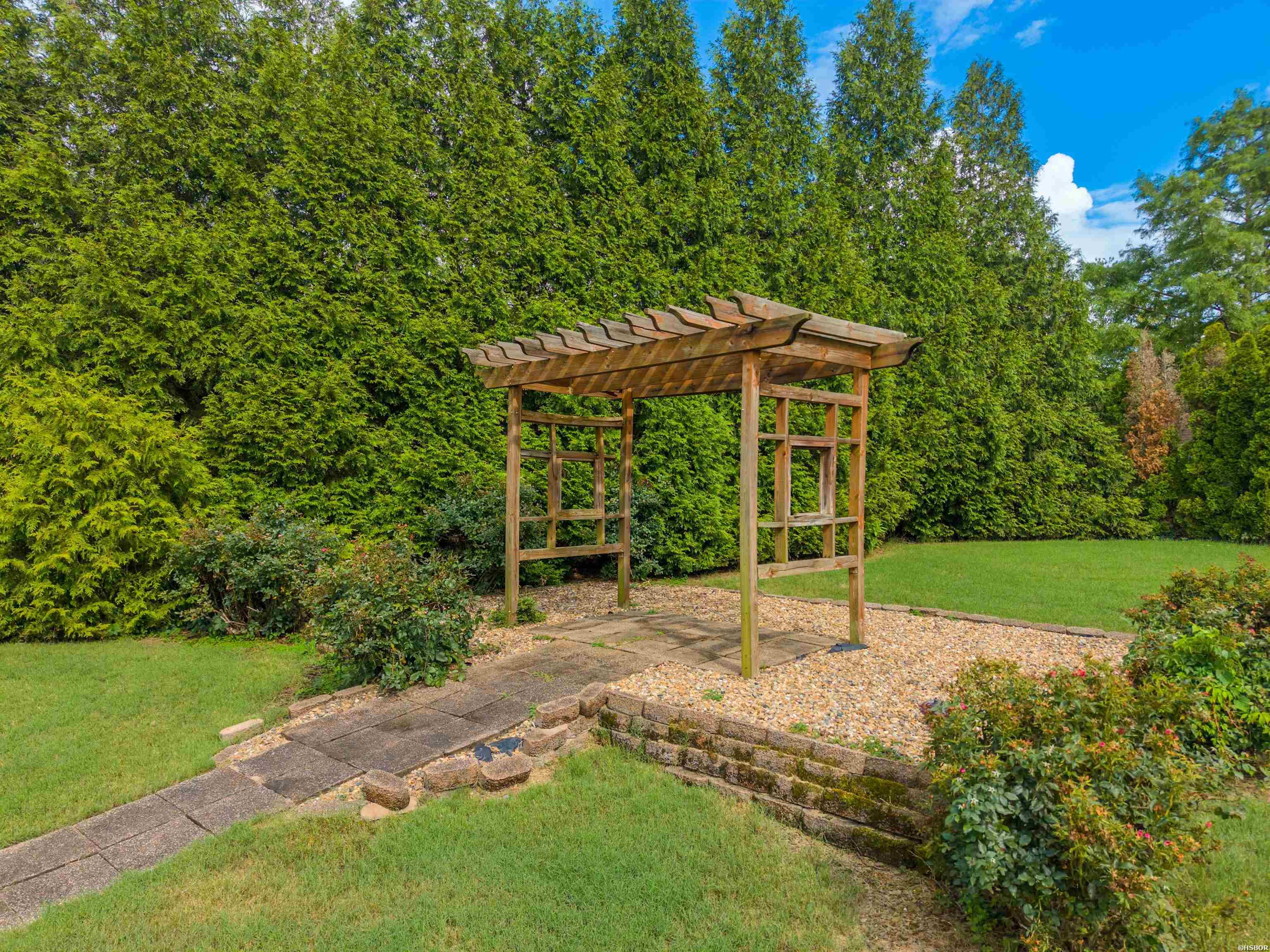 403 Willowbend Circle Property Photo 47