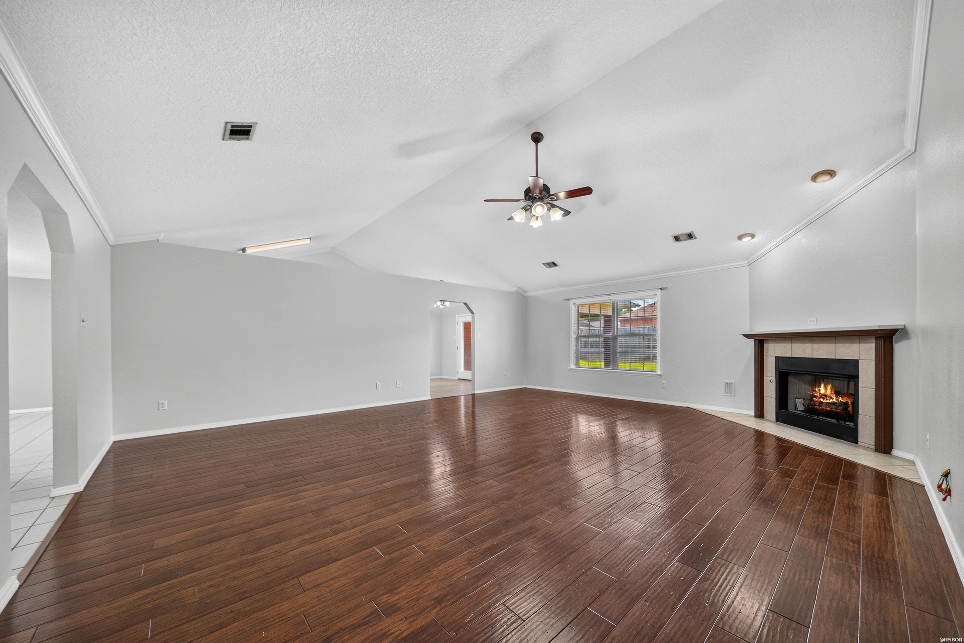105 Wolfridge Court Property Photo 4