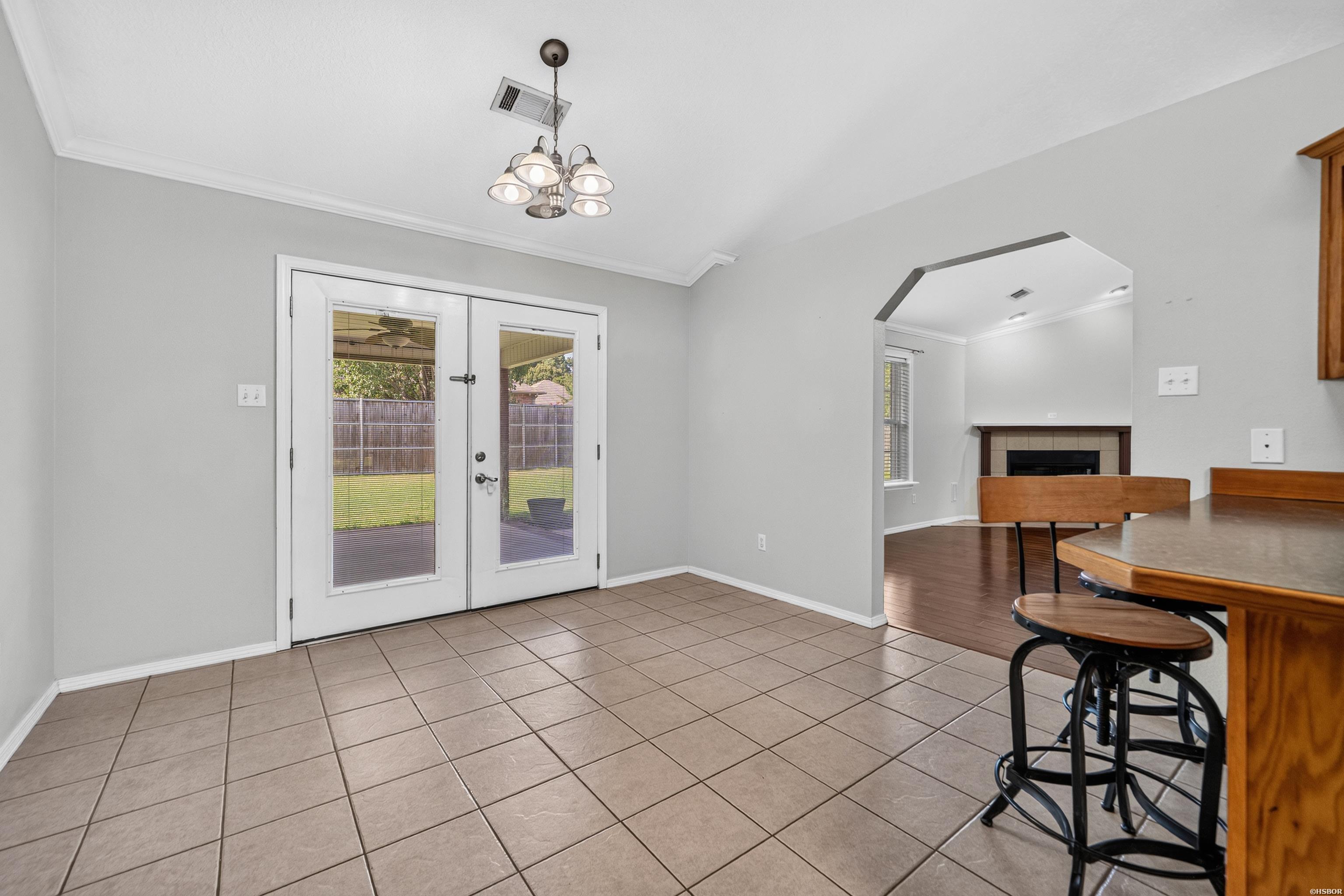 105 Wolfridge Court Property Photo 6