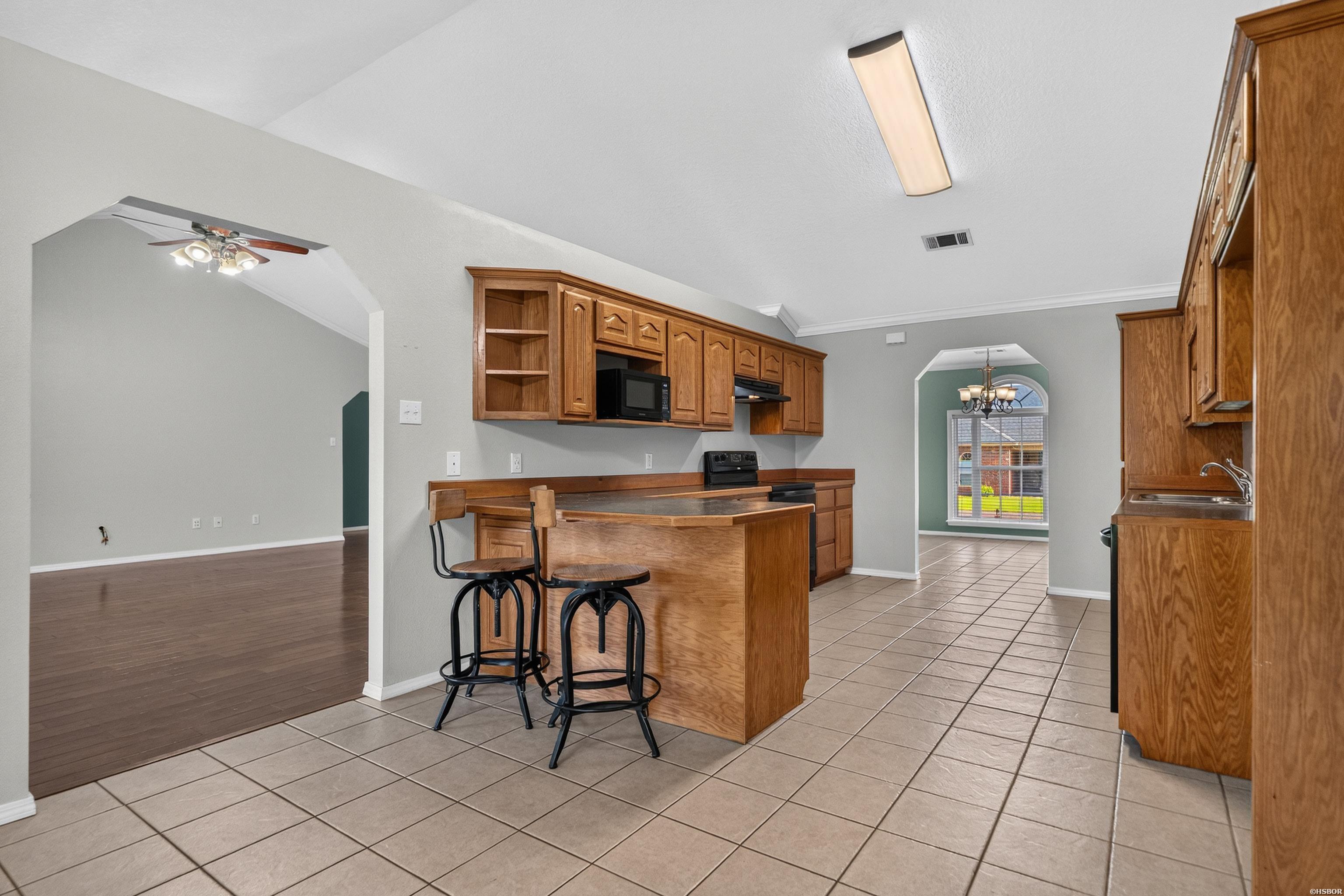 105 Wolfridge Court Property Photo 7