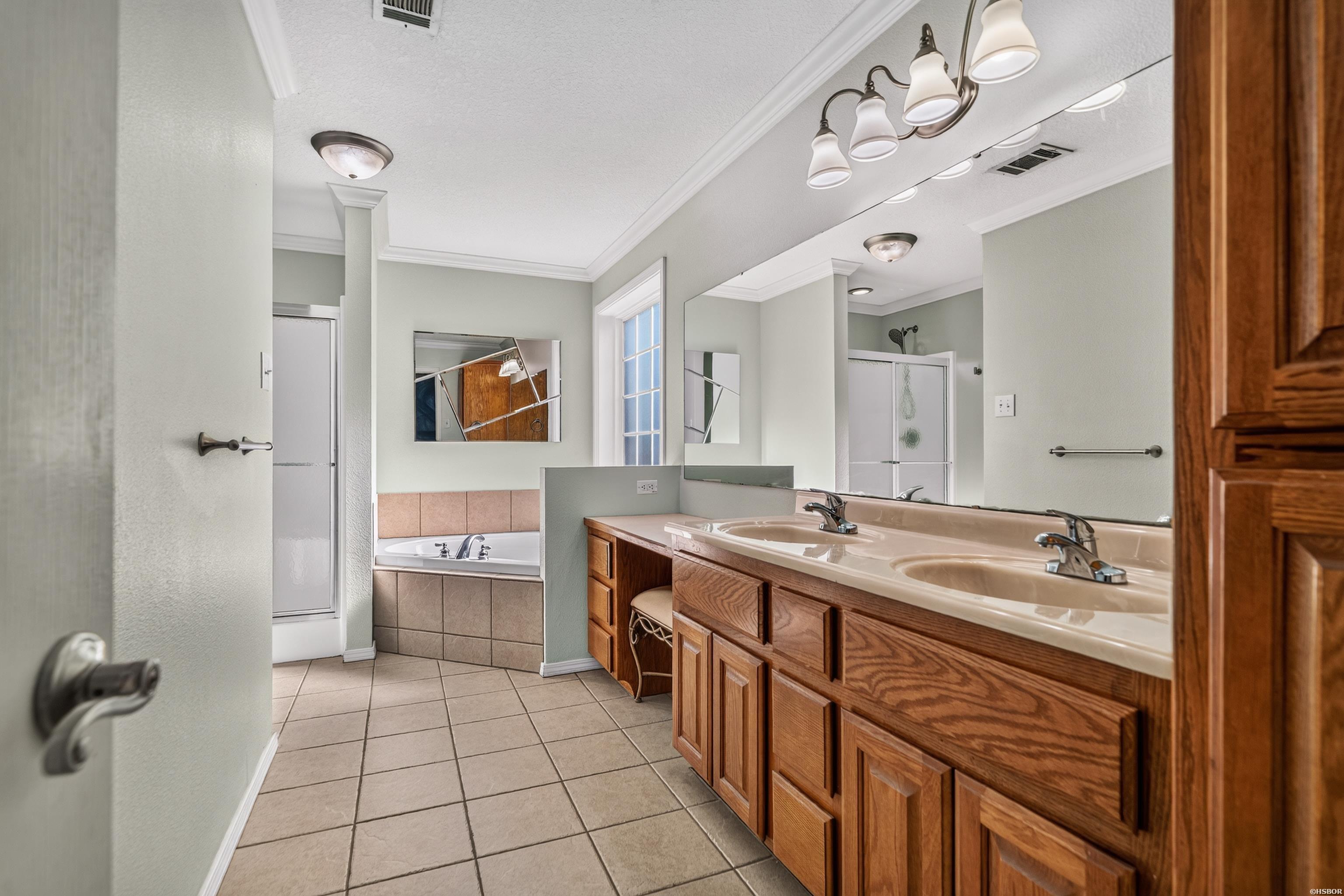 105 Wolfridge Court Property Photo 15