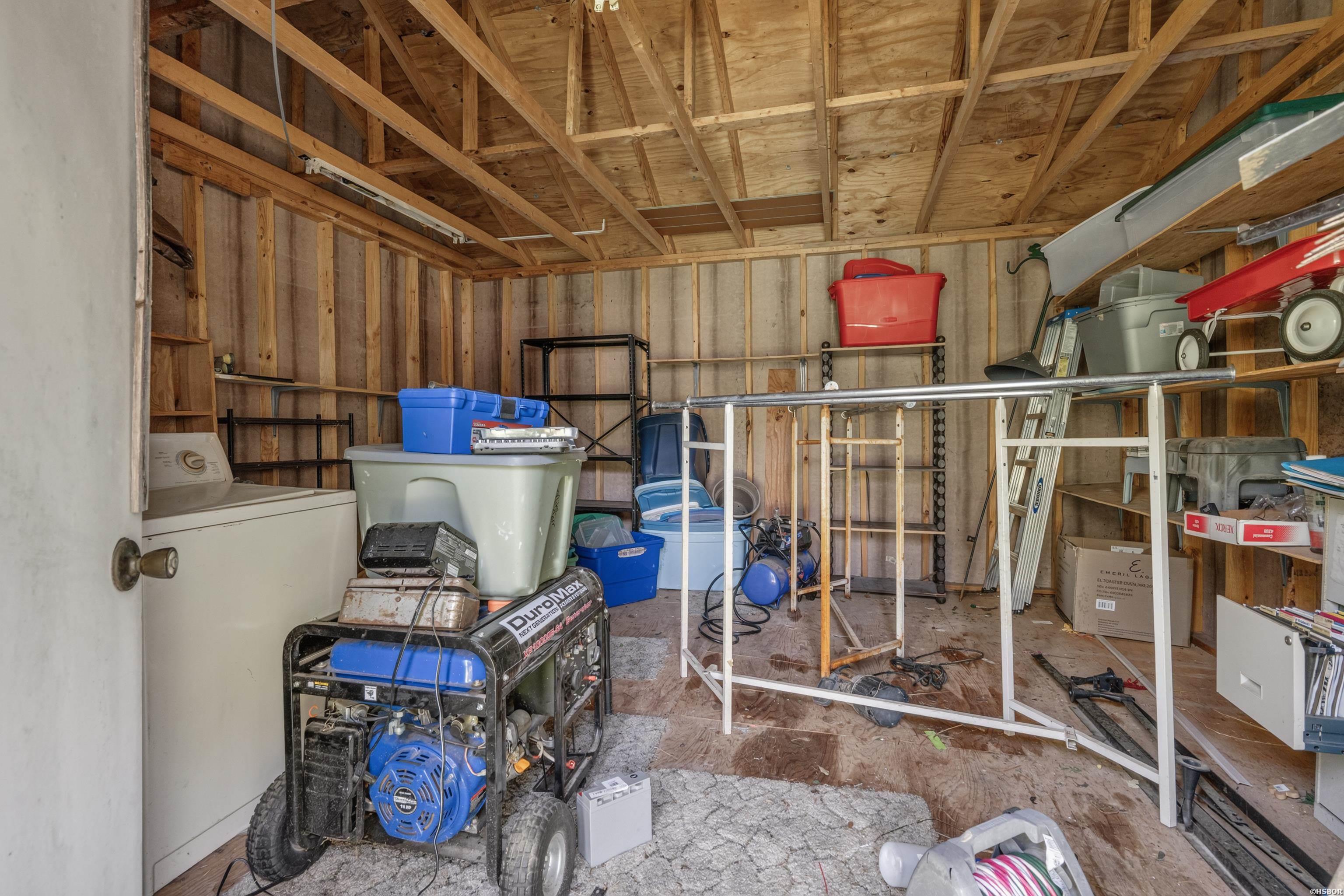 323 Apollo Street Property Photo 30