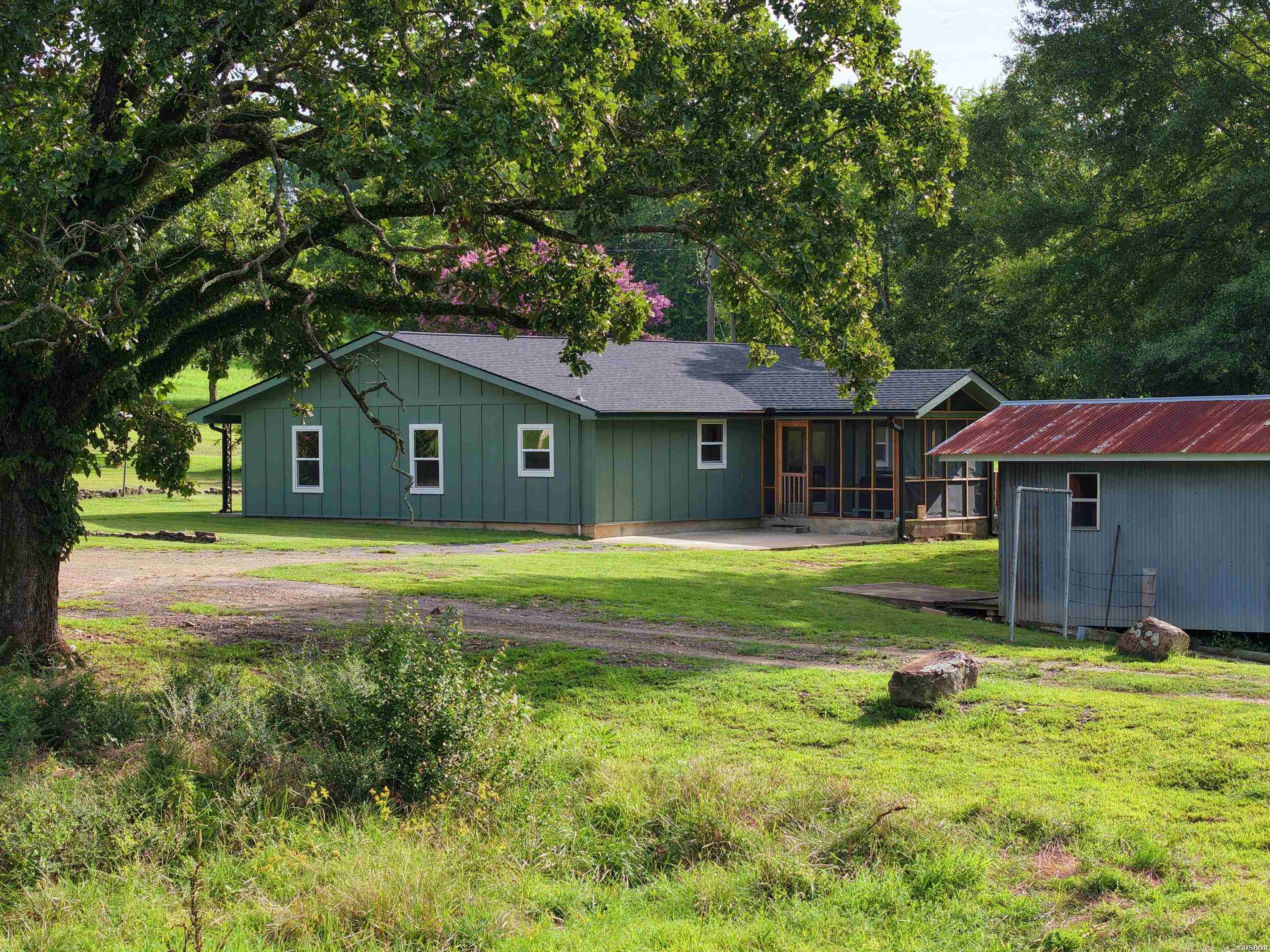 4635 Hwy 70 W Property Photo 6
