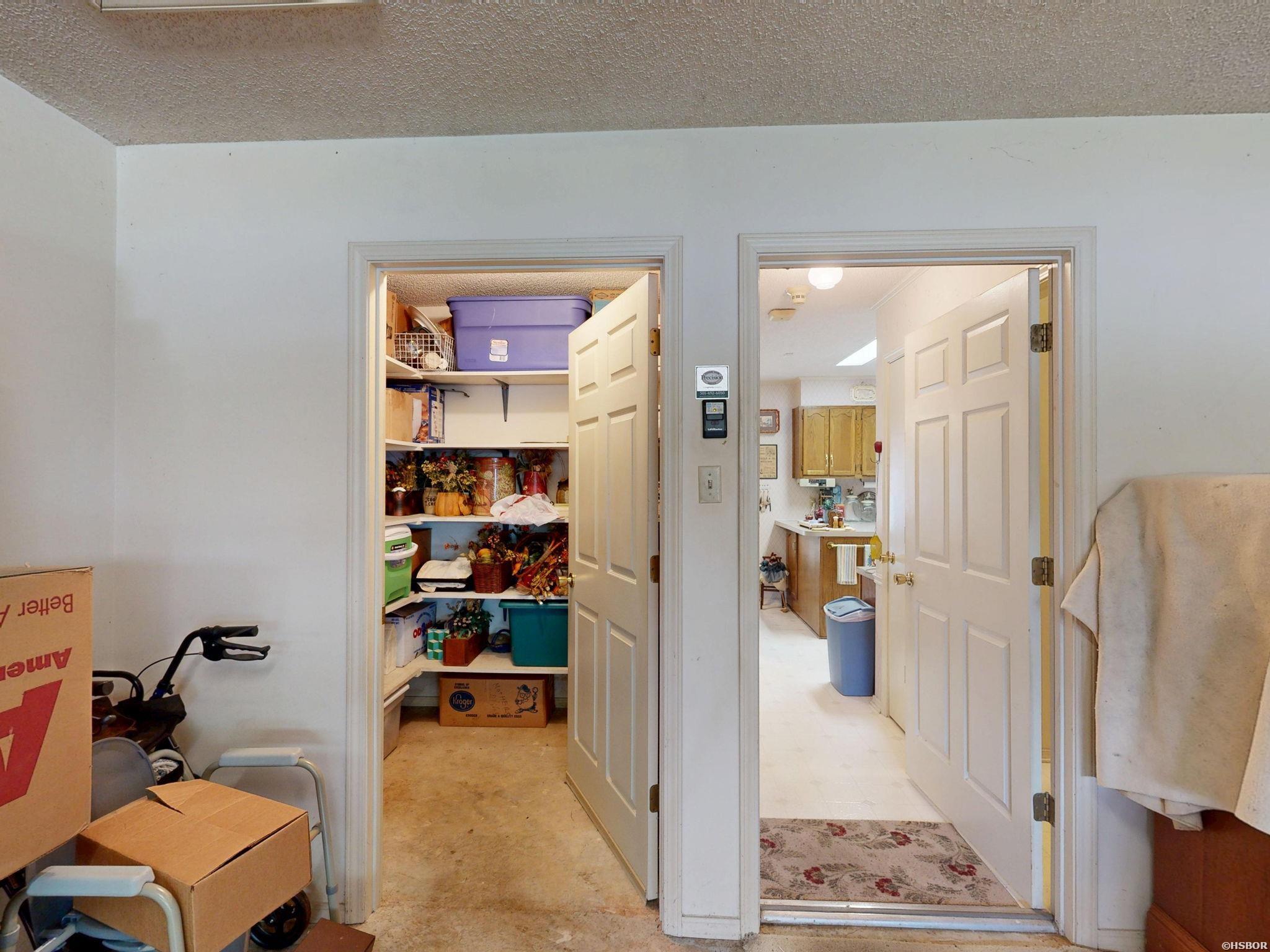 1016 Woodlawn Property Photo 22