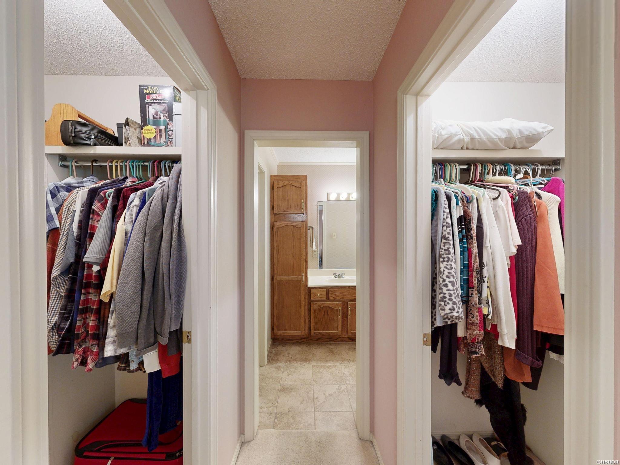 1016 Woodlawn Property Photo 23