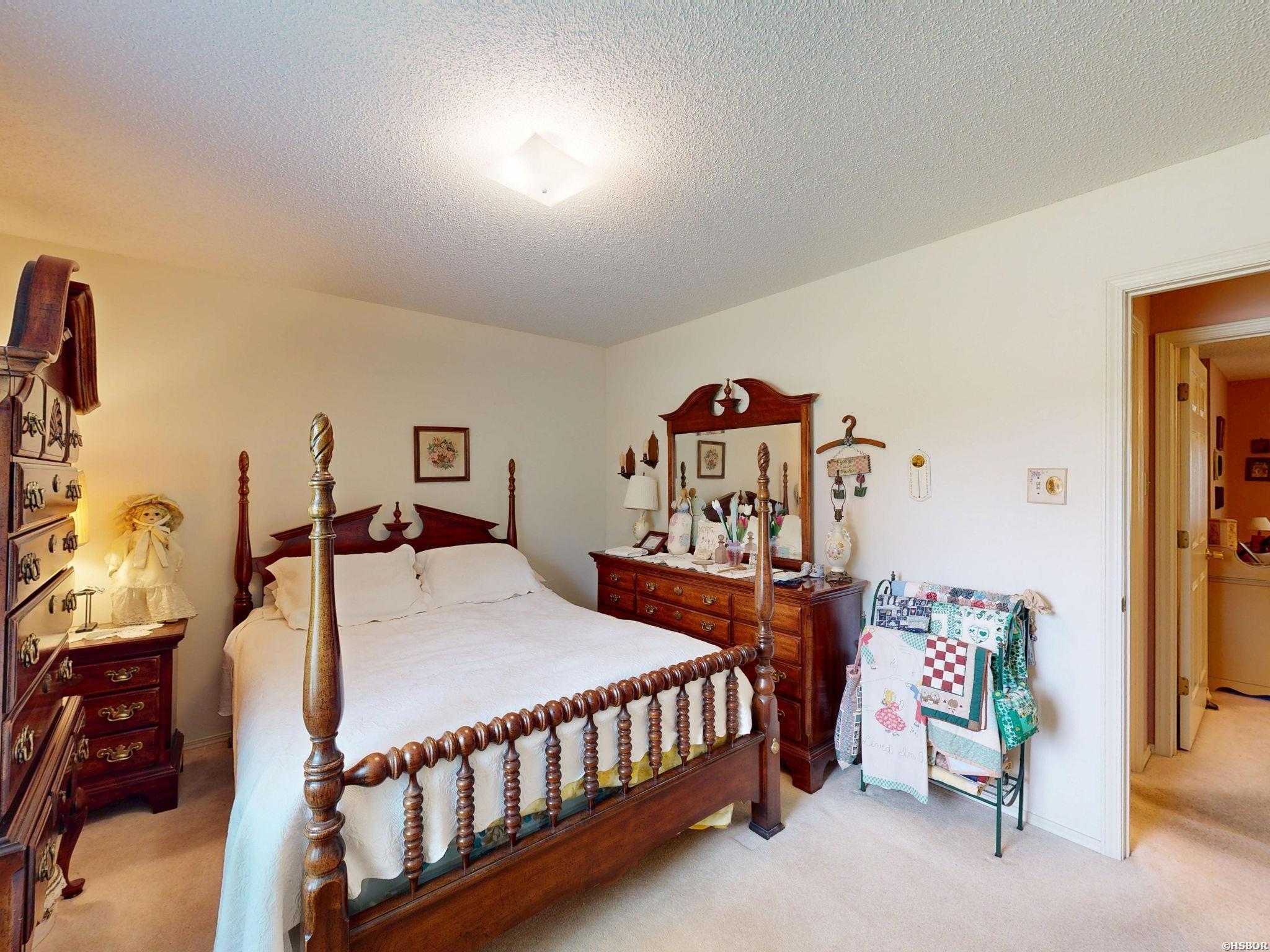 1016 Woodlawn Property Photo 29