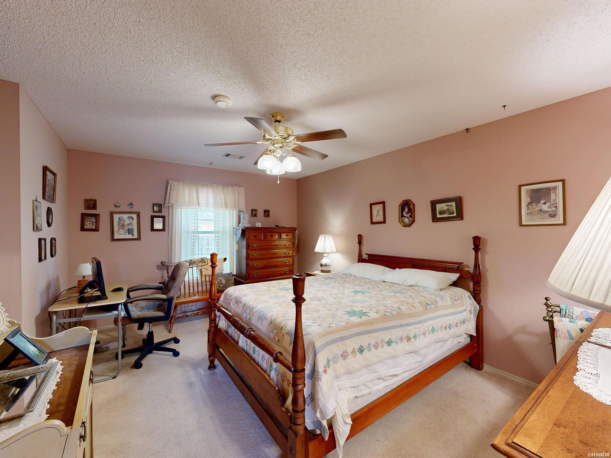1016 Woodlawn Property Photo 30