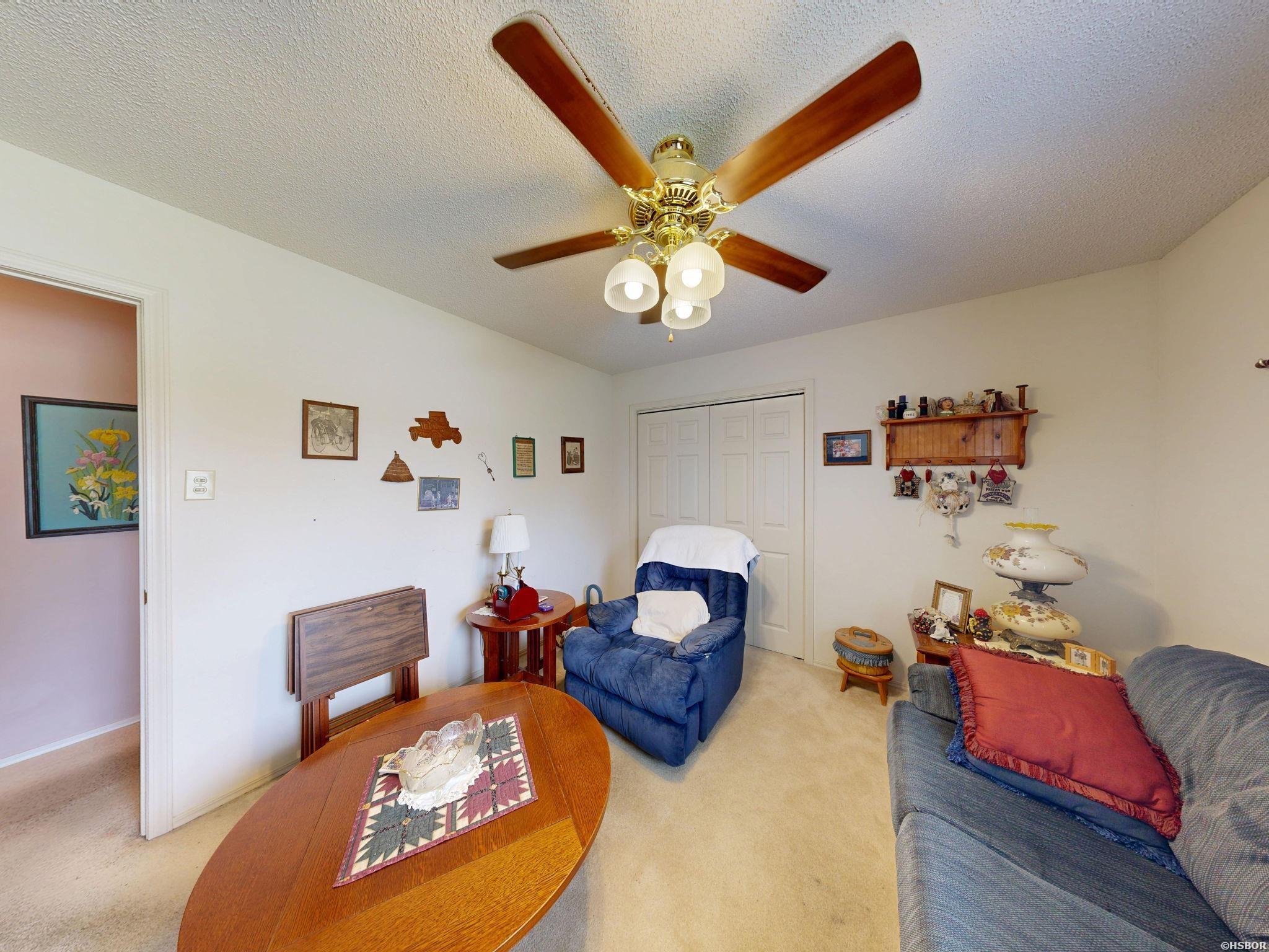 1016 Woodlawn Property Photo 32