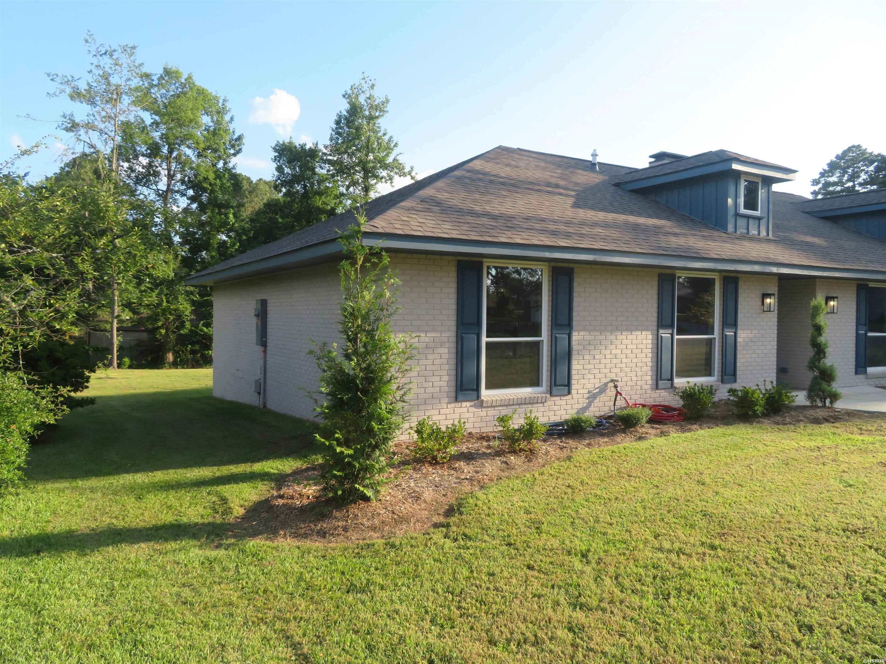 2507 Yorkshire Drive Property Photo 14