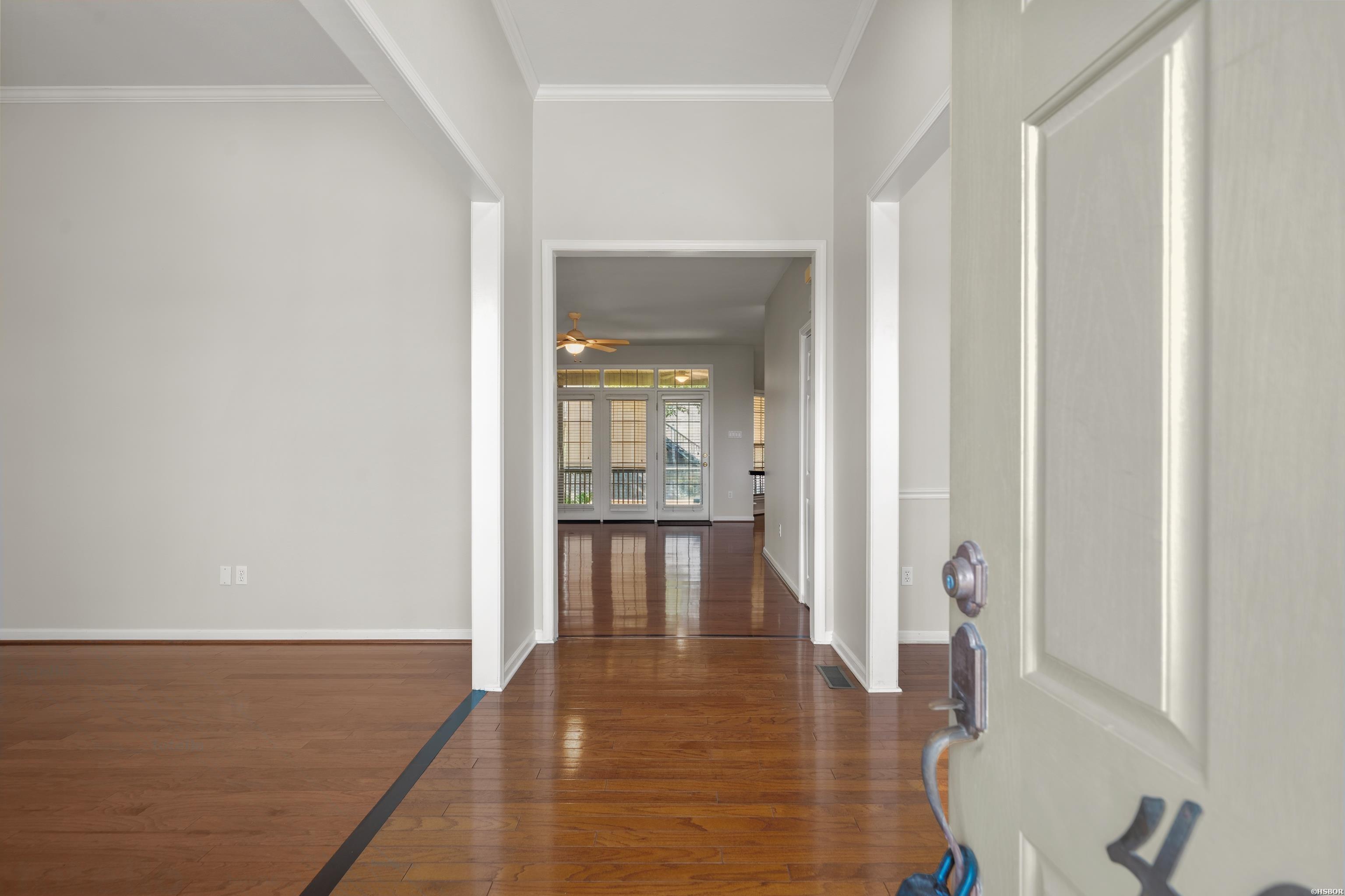 404 Peninsula Drive Property Photo 6